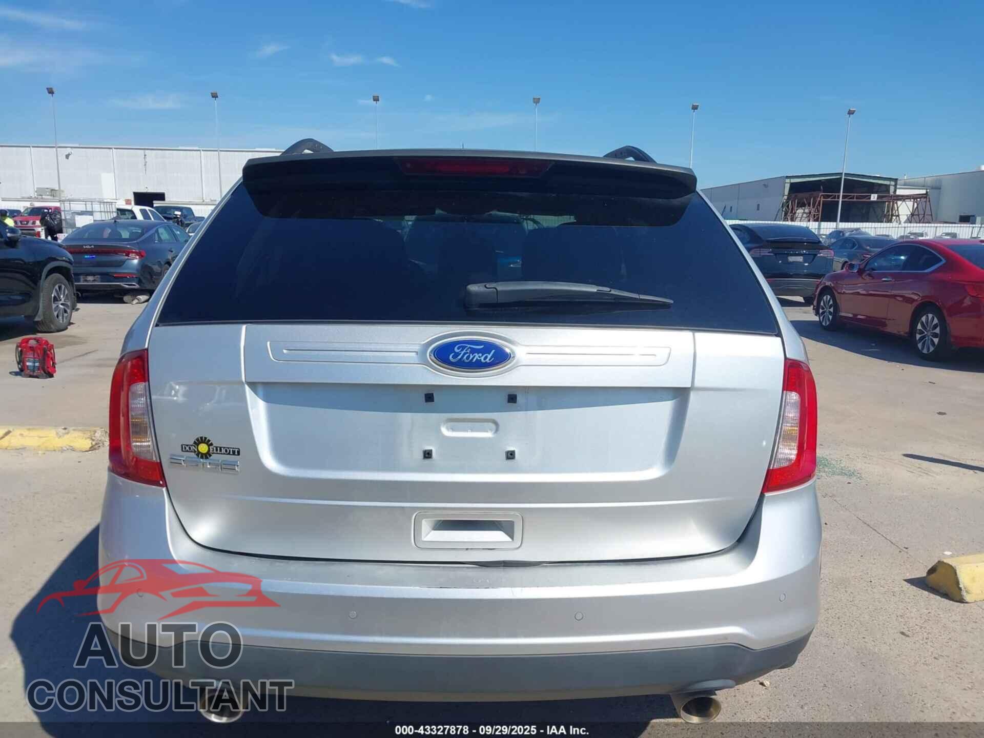 FORD EDGE 2011 - 2FMDK3GC6BBB10951