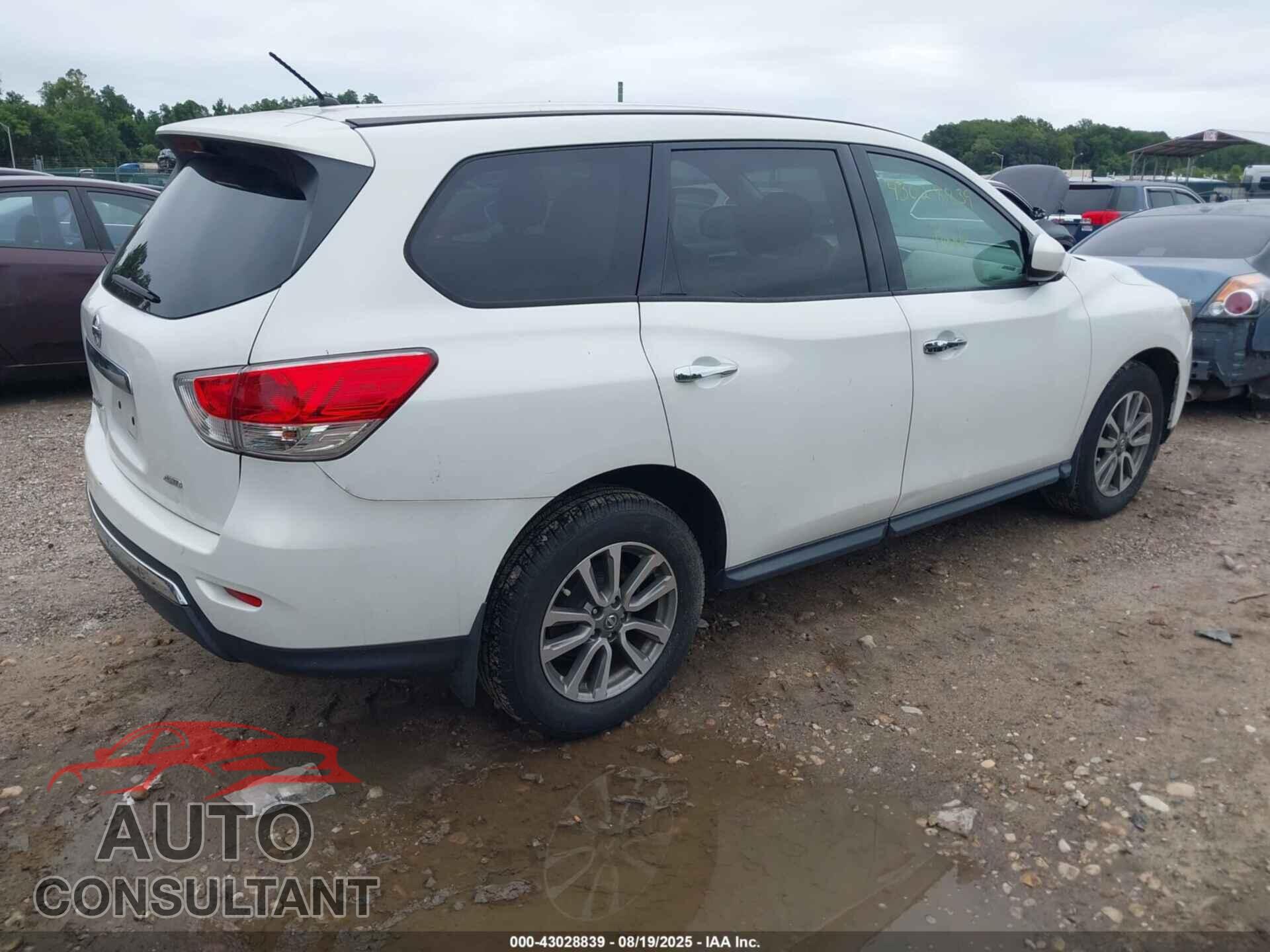 NISSAN PATHFINDER 2013 - 5N1AR2MM7DC664458