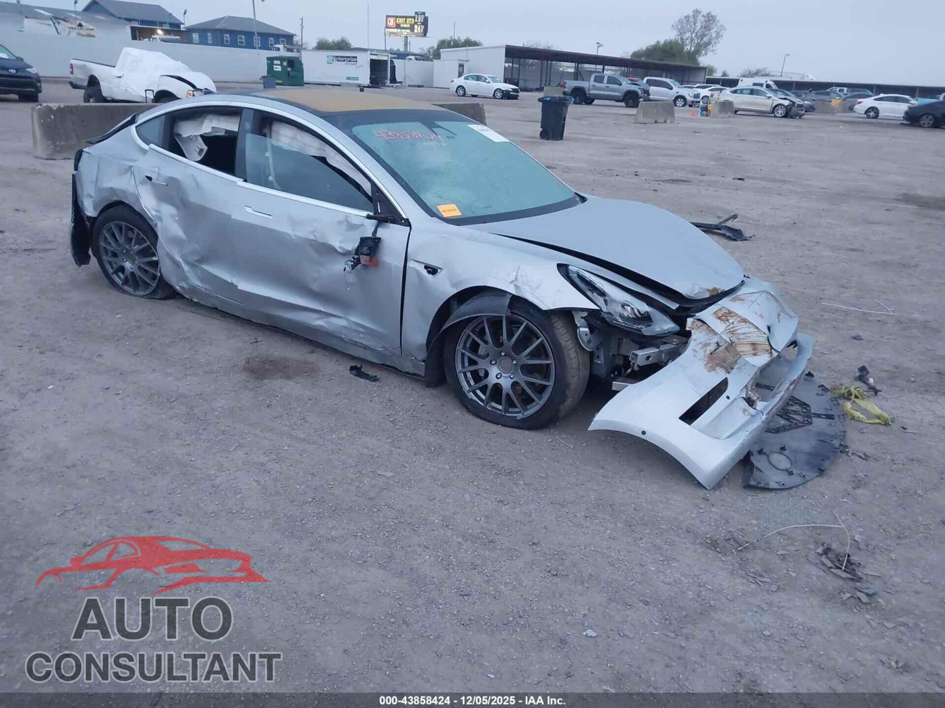 TESLA MODEL 3 2018 - 5YJ3E1EBXJF089934