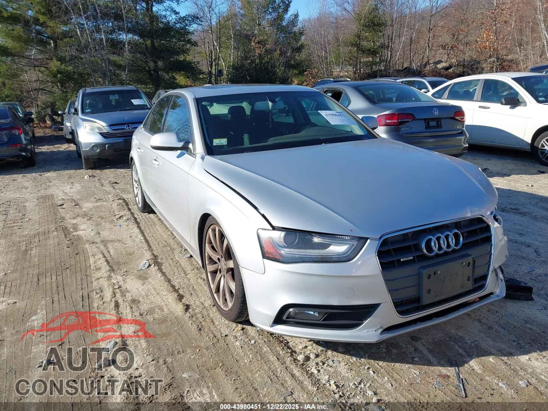 AUDI A4 2013 - WAUFFAFL9DN006529