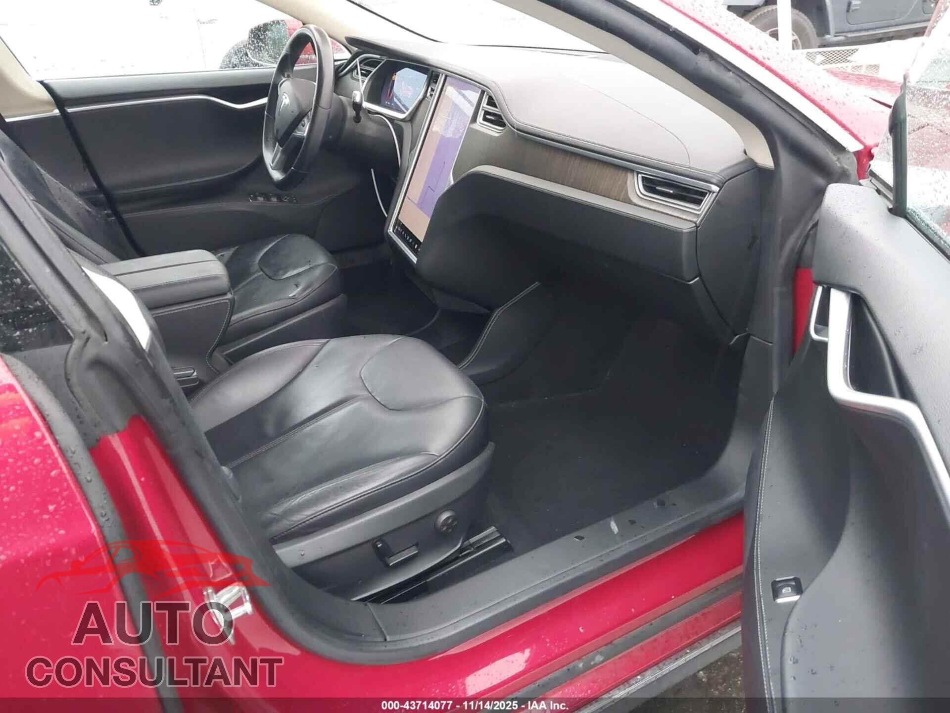 TESLA MODEL S 2013 - 5YJSA1DN3DFP25861
