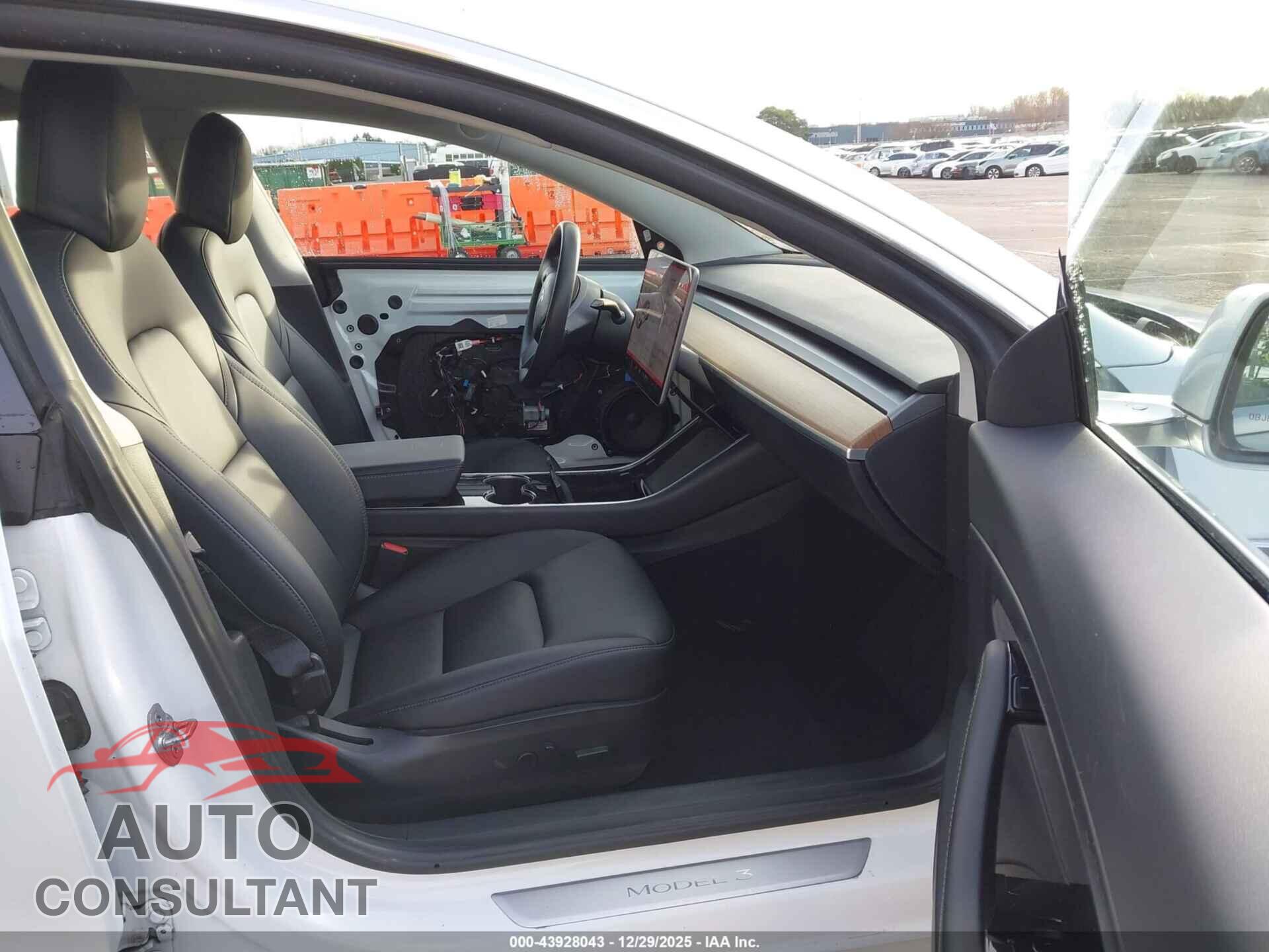 TESLA MODEL 3 2020 - 5YJ3E1EA0LF804567