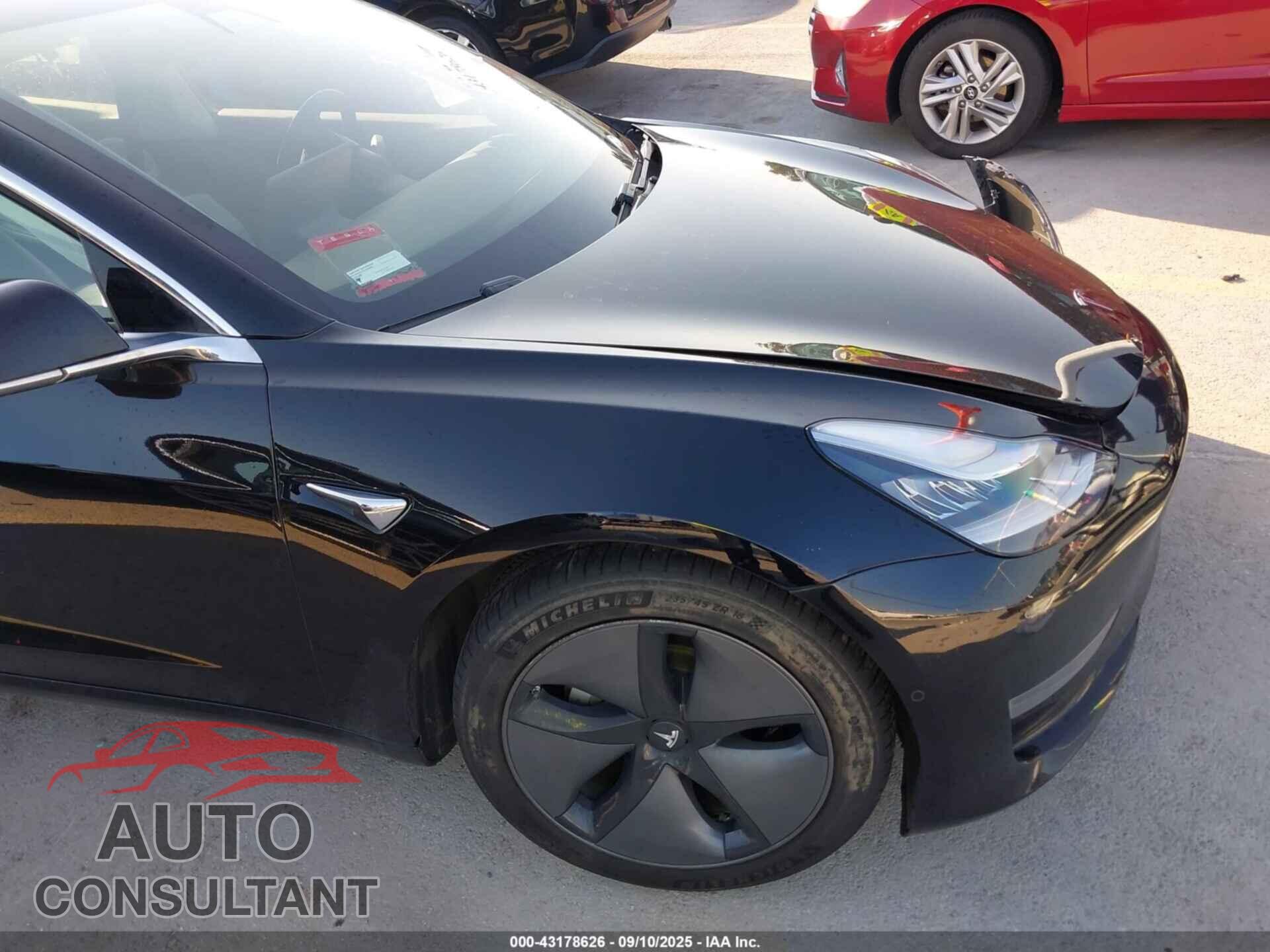 TESLA MODEL 3 2018 - 5YJ3E1EB5JF127635