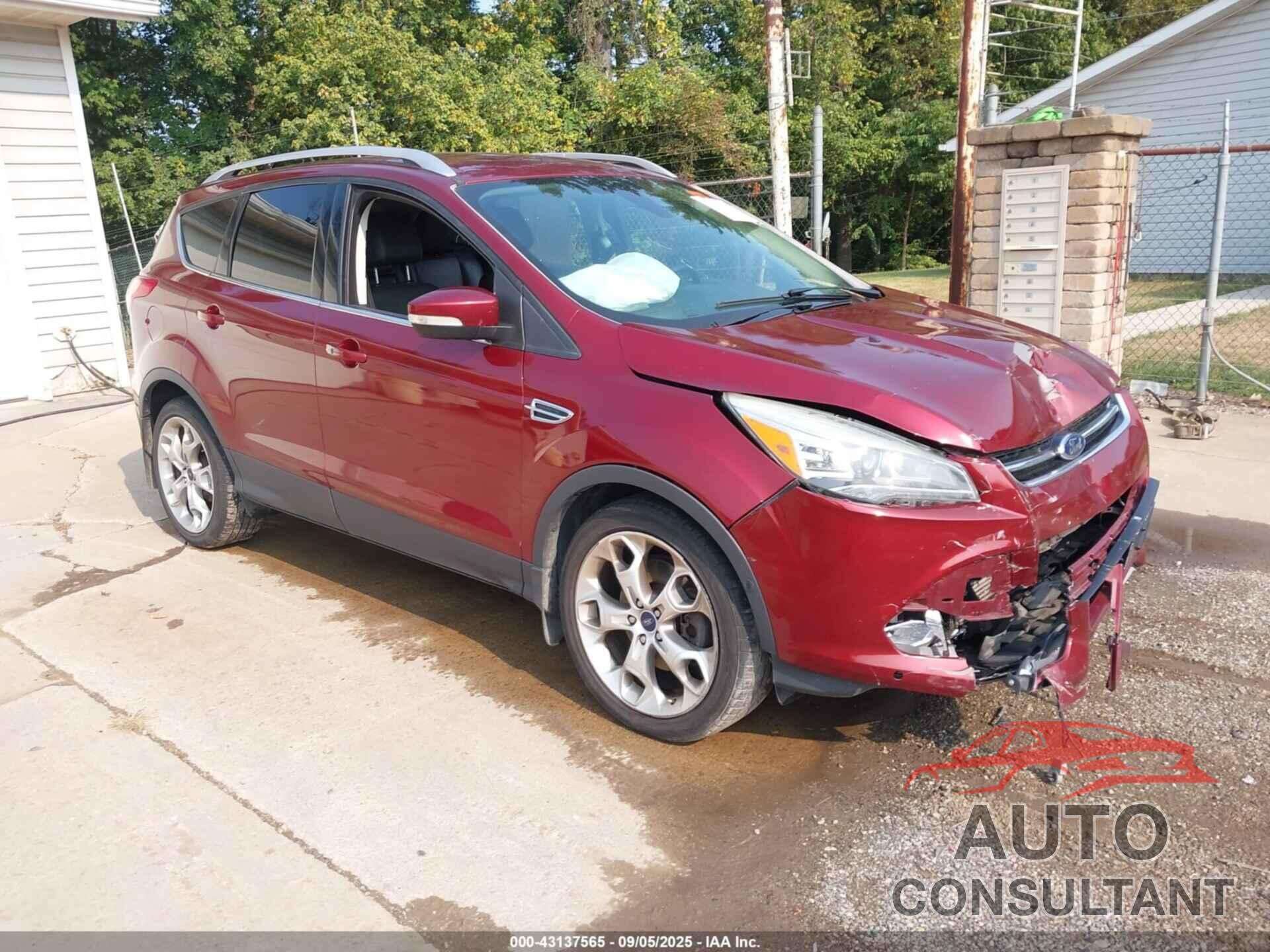 FORD ESCAPE 2016 - 1FMCU9J97GUB44999