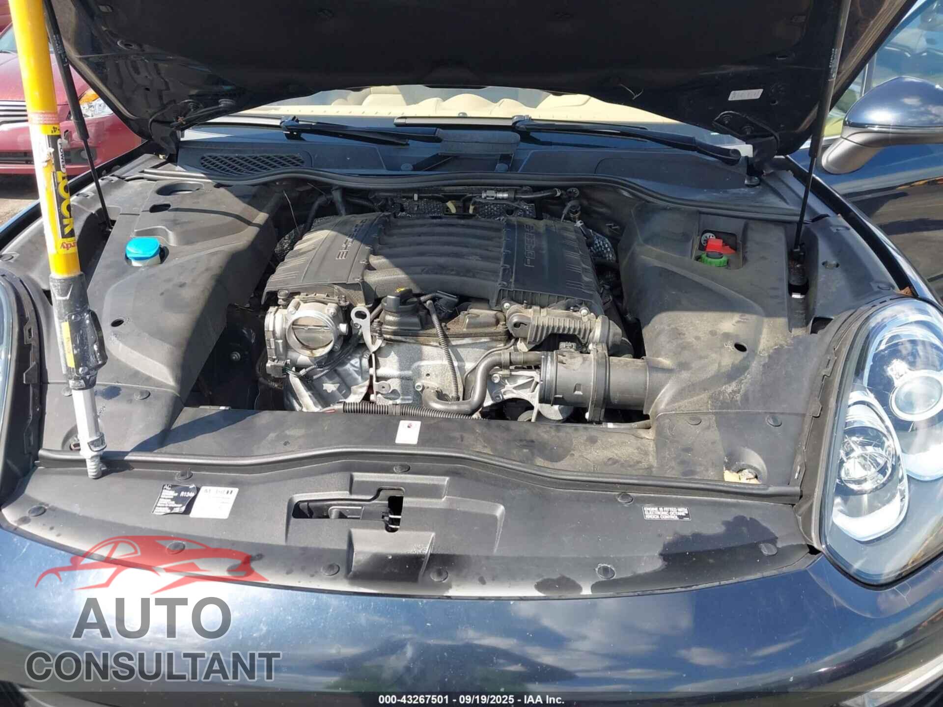 PORSCHE CAYENNE 2016 - WP1AA2A2XGLA00611