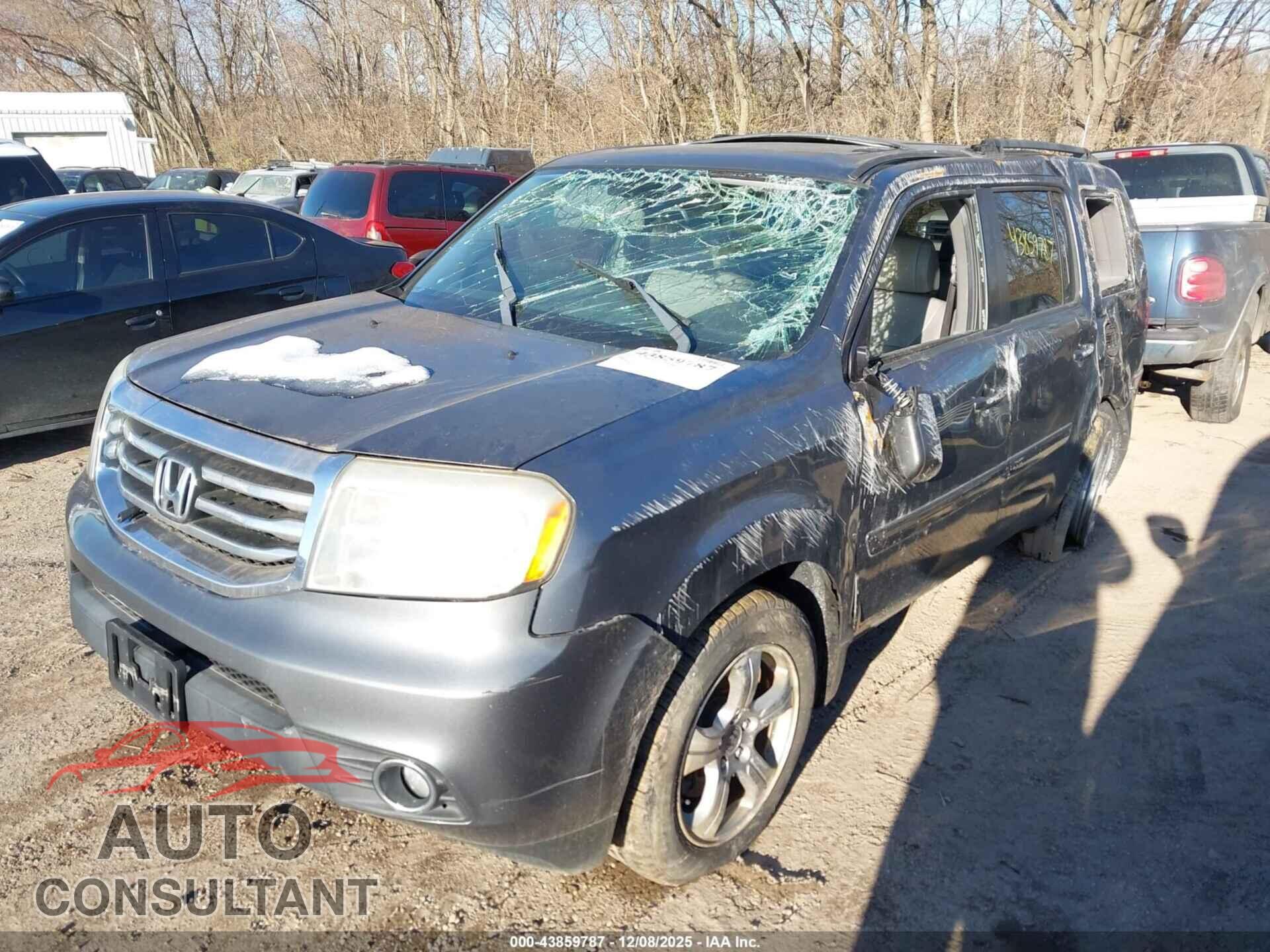 HONDA PILOT 2013 - 5FNYF4H53DB022736