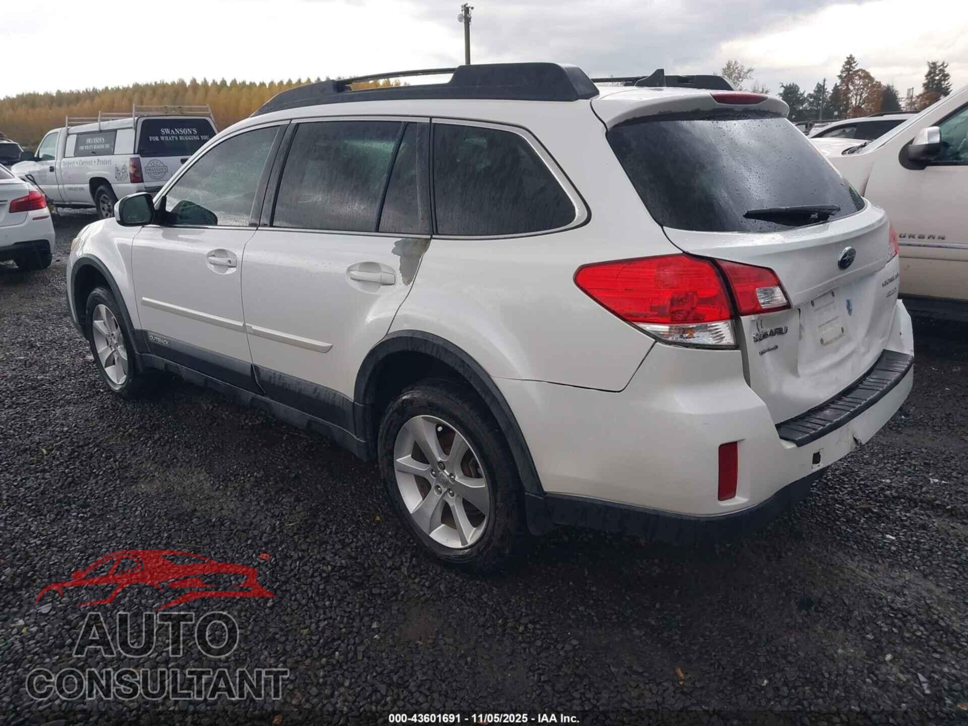 SUBARU OUTBACK 2014 - 4S4BRBLC8E3245601