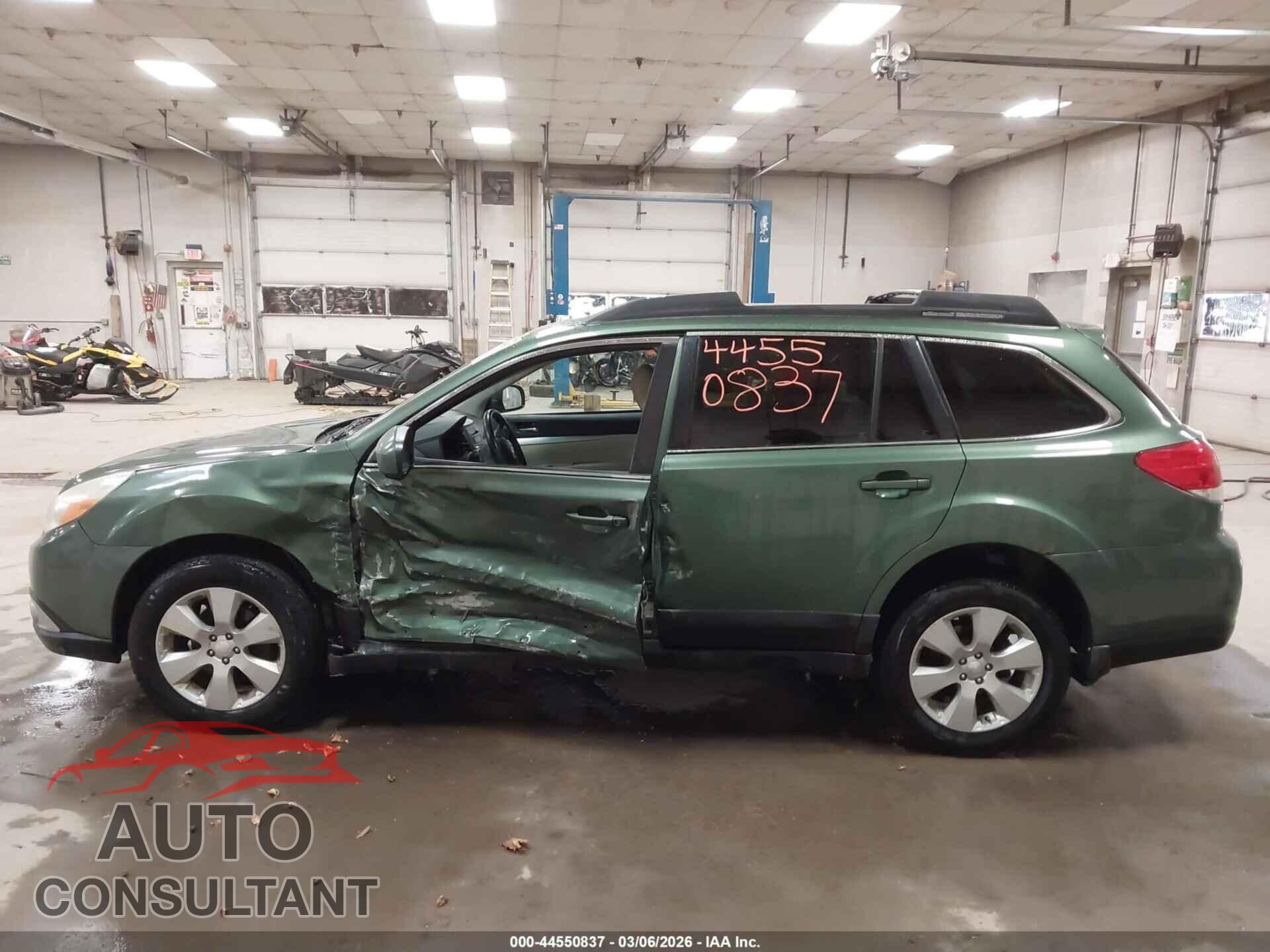 SUBARU OUTBACK 2011 - 4S4BRBCC7B3422795