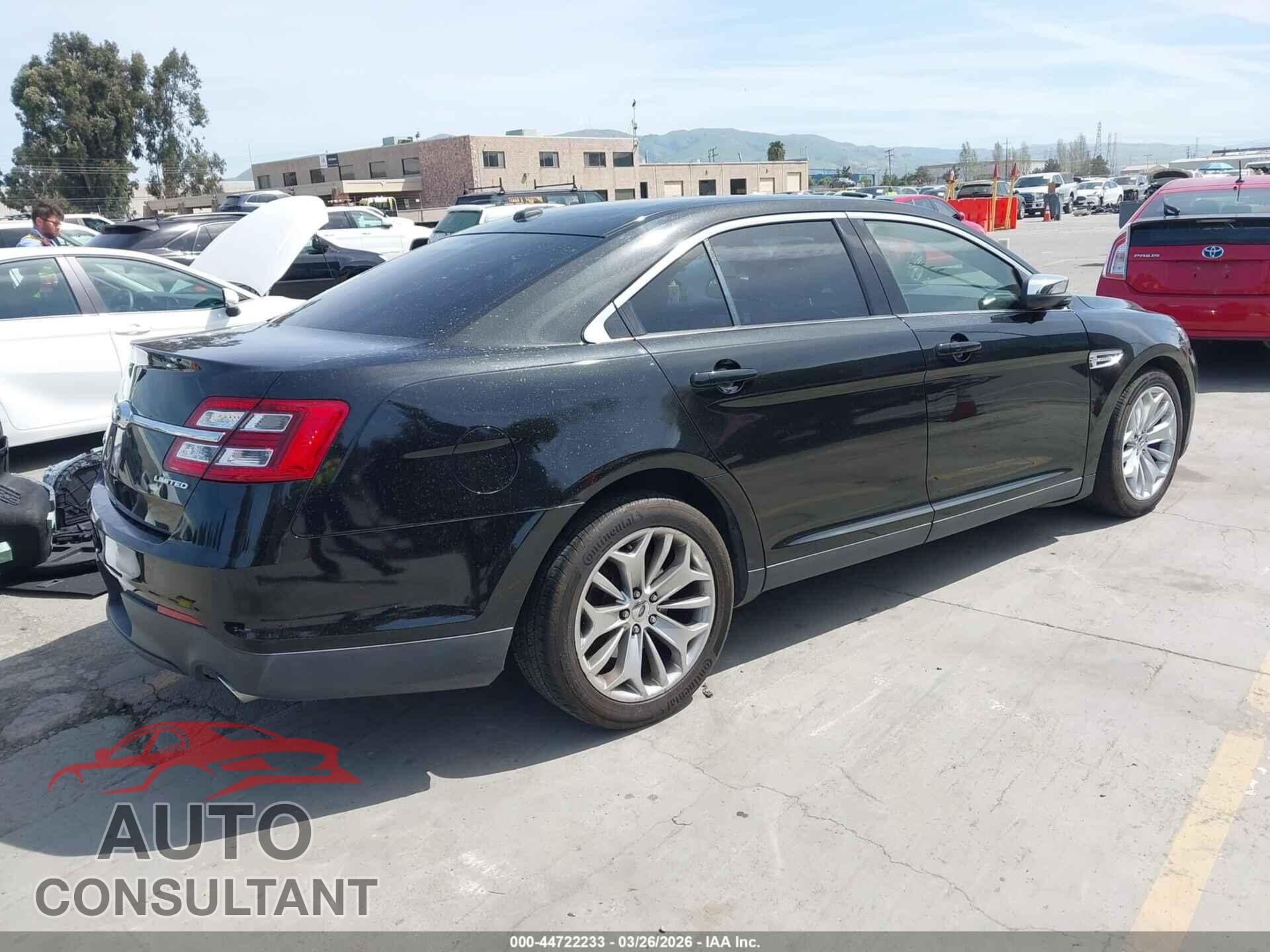 FORD TAURUS 2014 - 1FAHP2F88EG111181