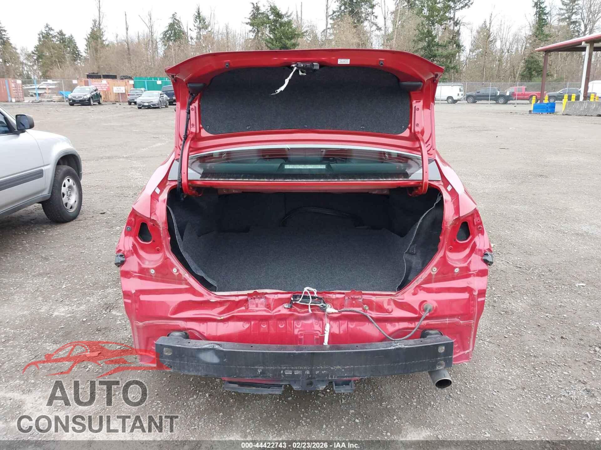 TOYOTA COROLLA 2017 - 2T1BURHE7HC961178