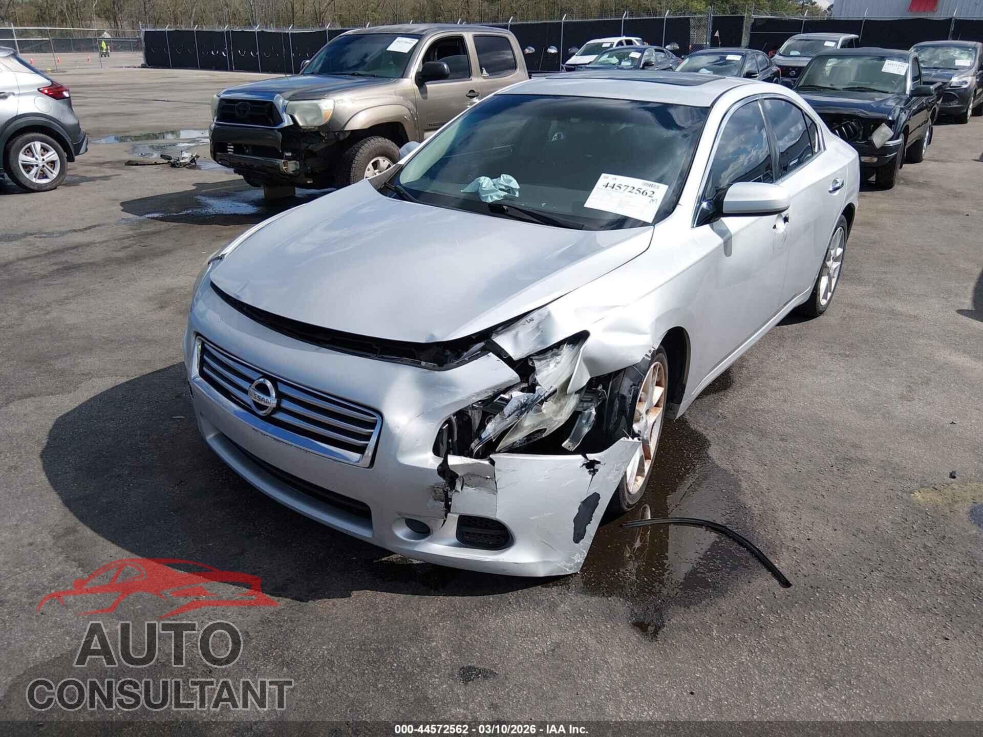 NISSAN MAXIMA 2013 - 1N4AA5AP1DC804327