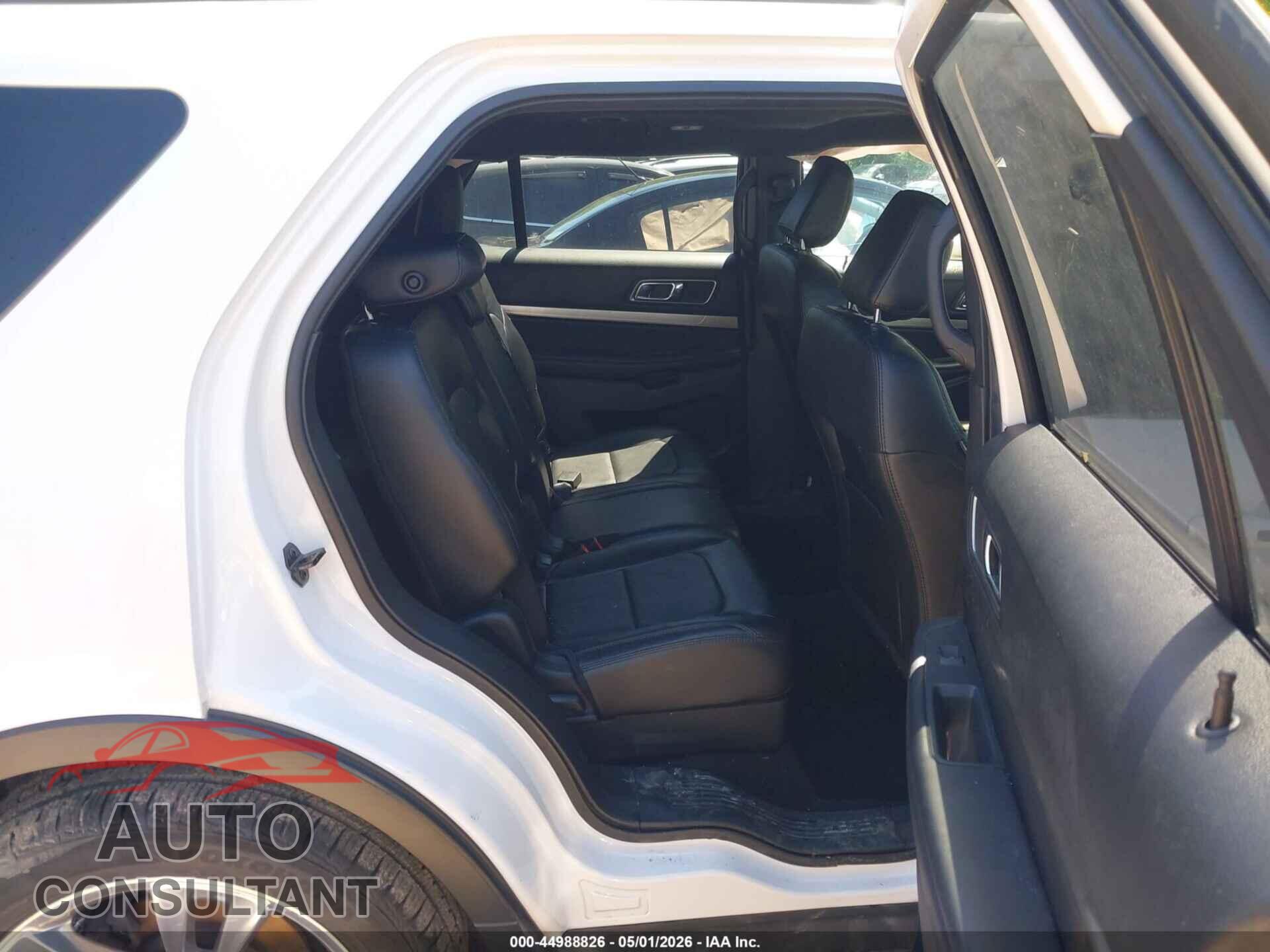 FORD EXPLORER 2018 - 1FM5K8D86JGB55820