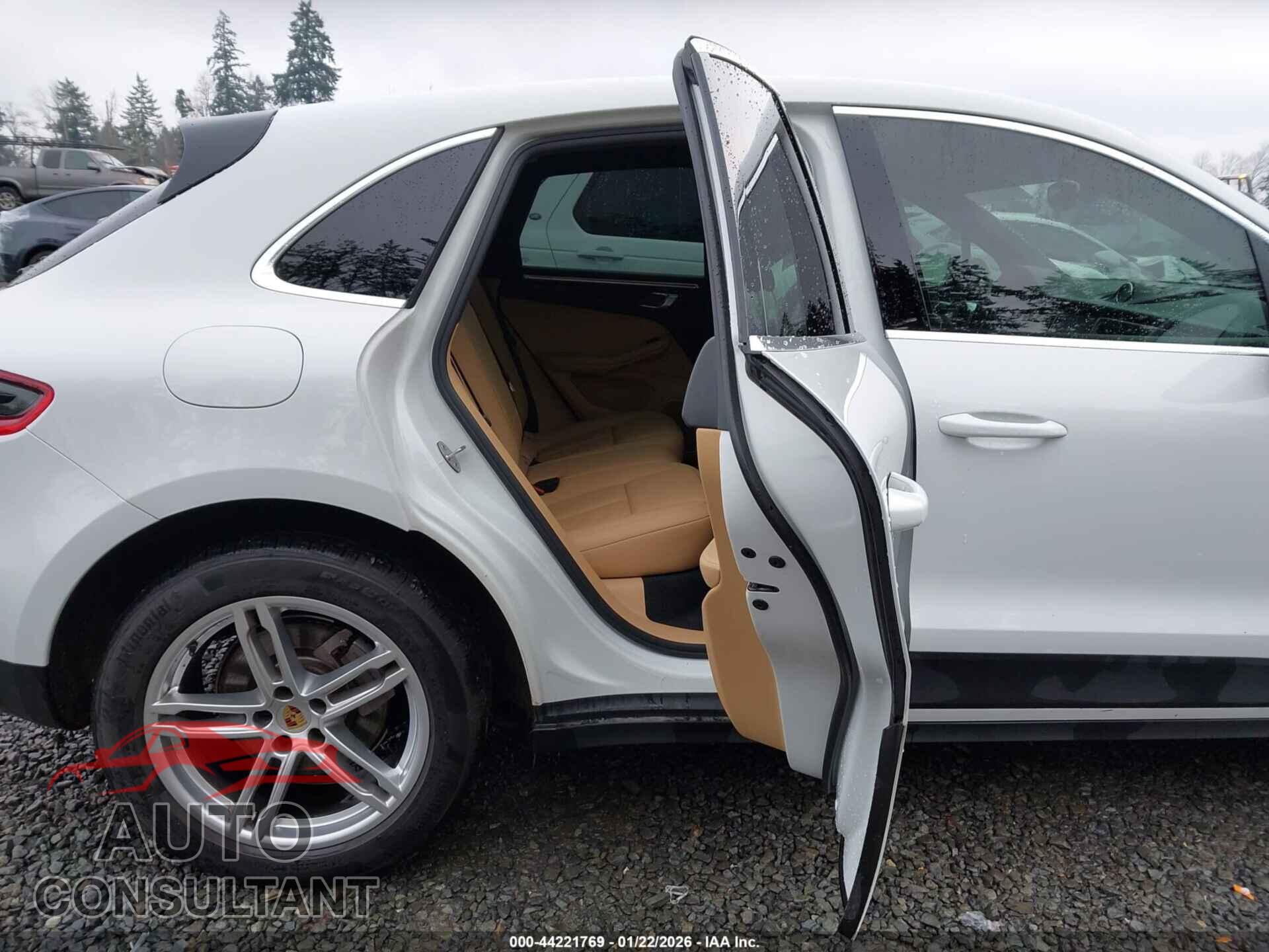PORSCHE MACAN 2017 - WP1AB2A51HLB21097