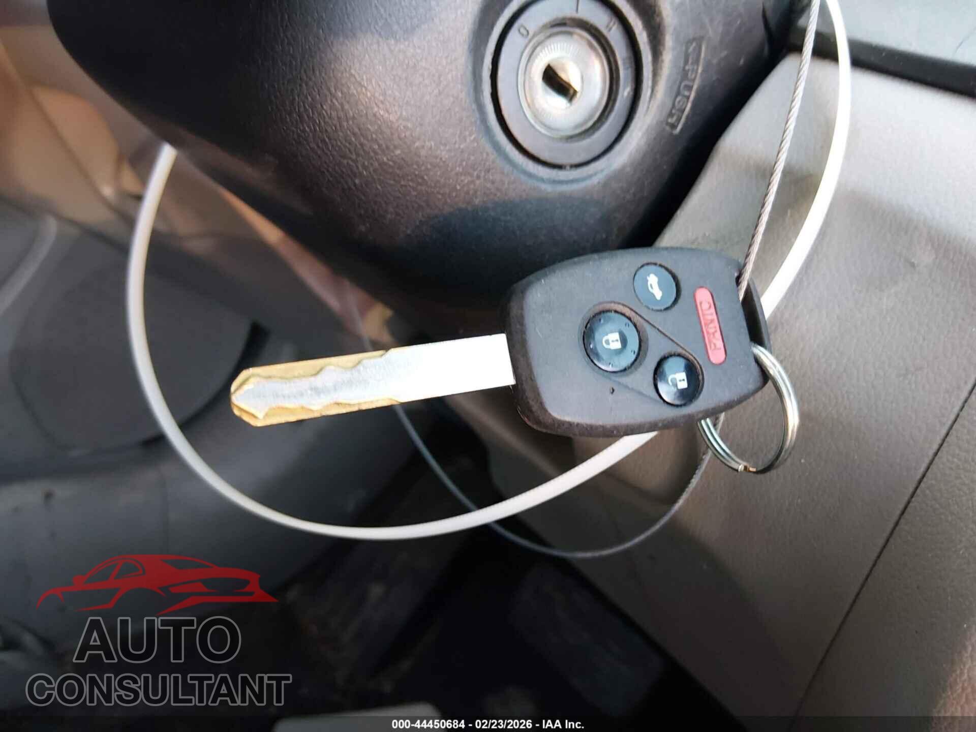 HONDA CIVIC 2012 - 19XFB2F83CE028092