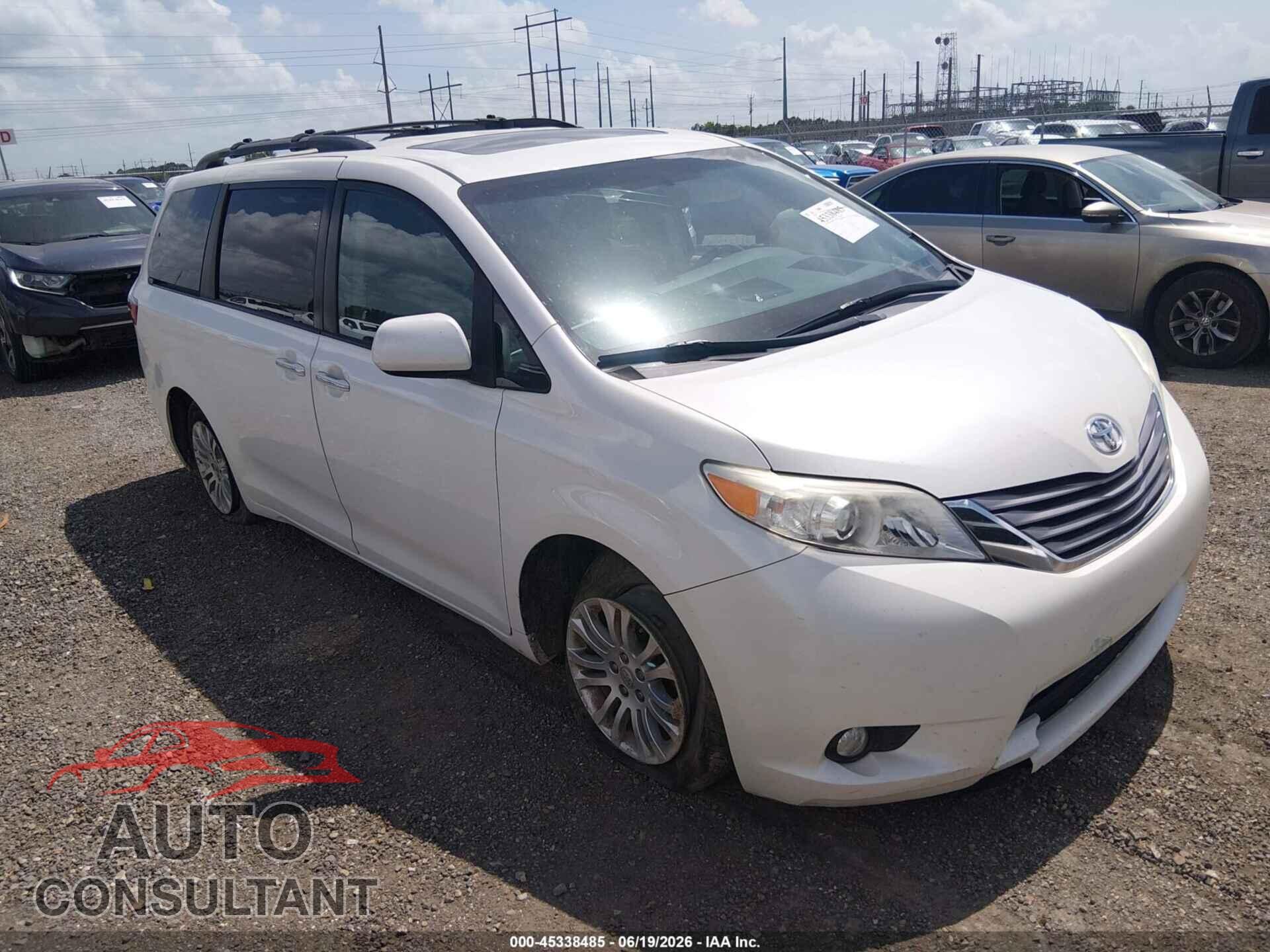 TOYOTA SIENNA 2017 - 5TDYZ3DC4HS791902