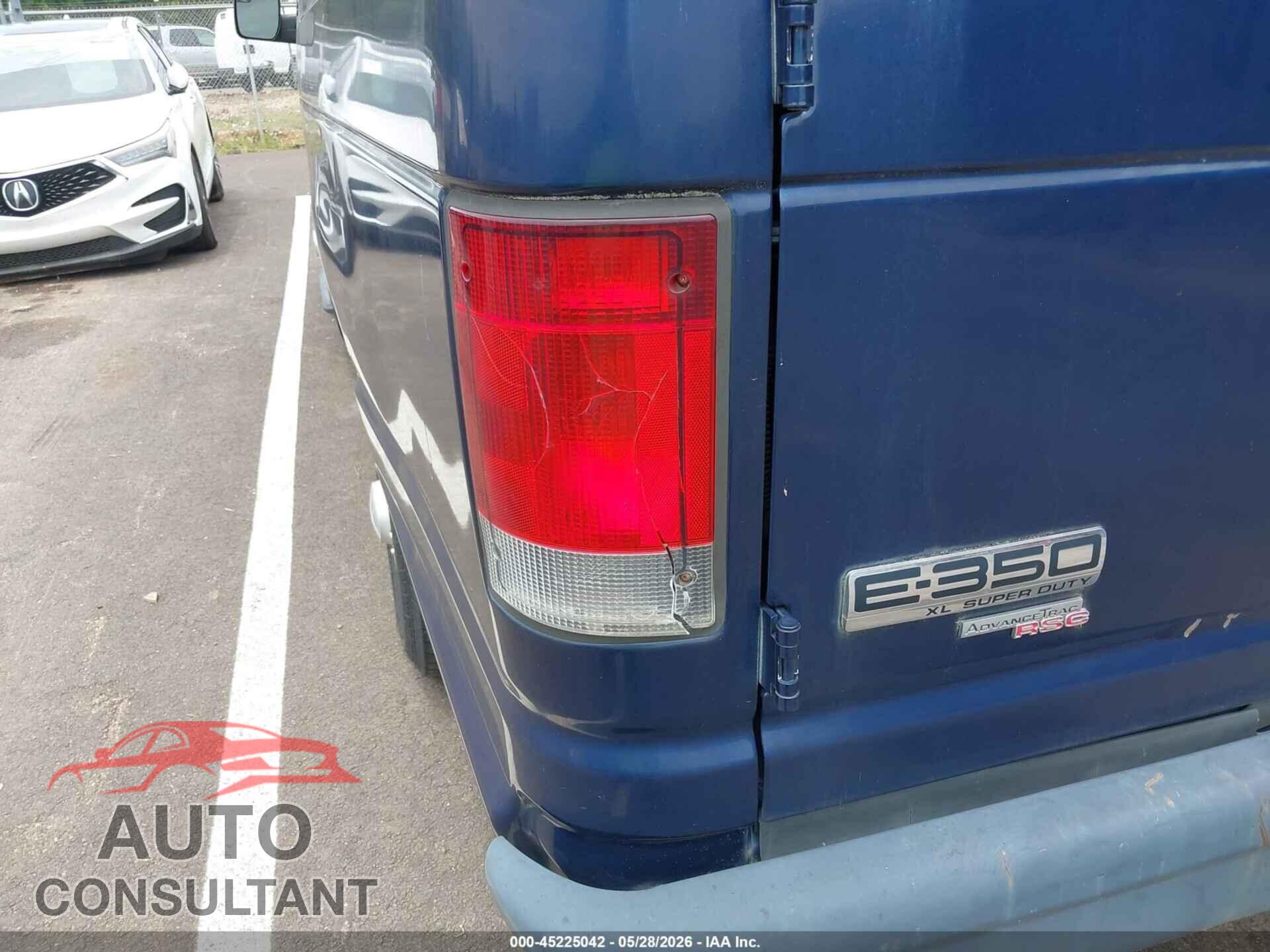 FORD E-350 SUPER DUTY 2013 - 1FBSS3BL9DDA10766