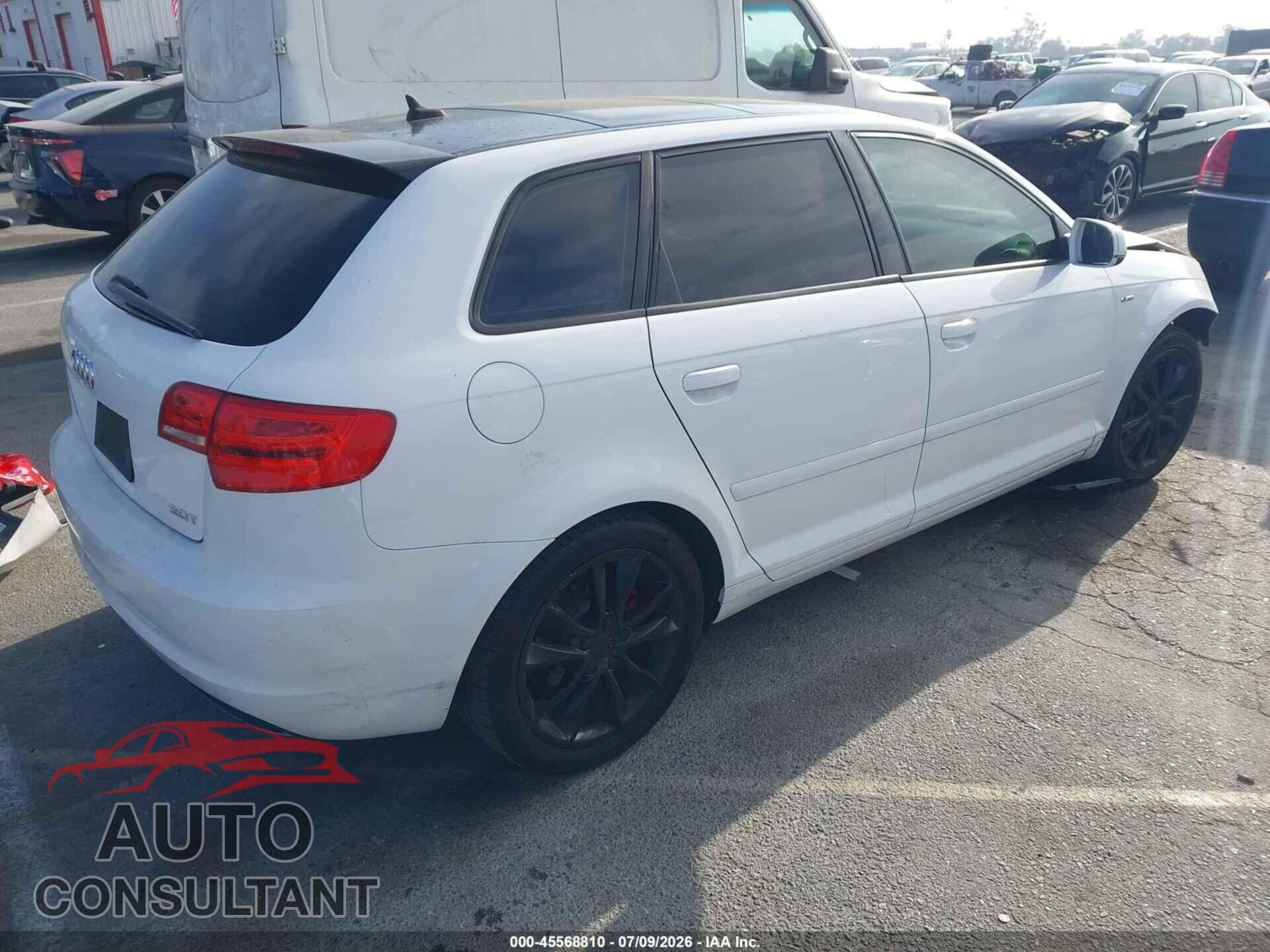 AUDI A3 2012 - WAUBEAFM2CA051781