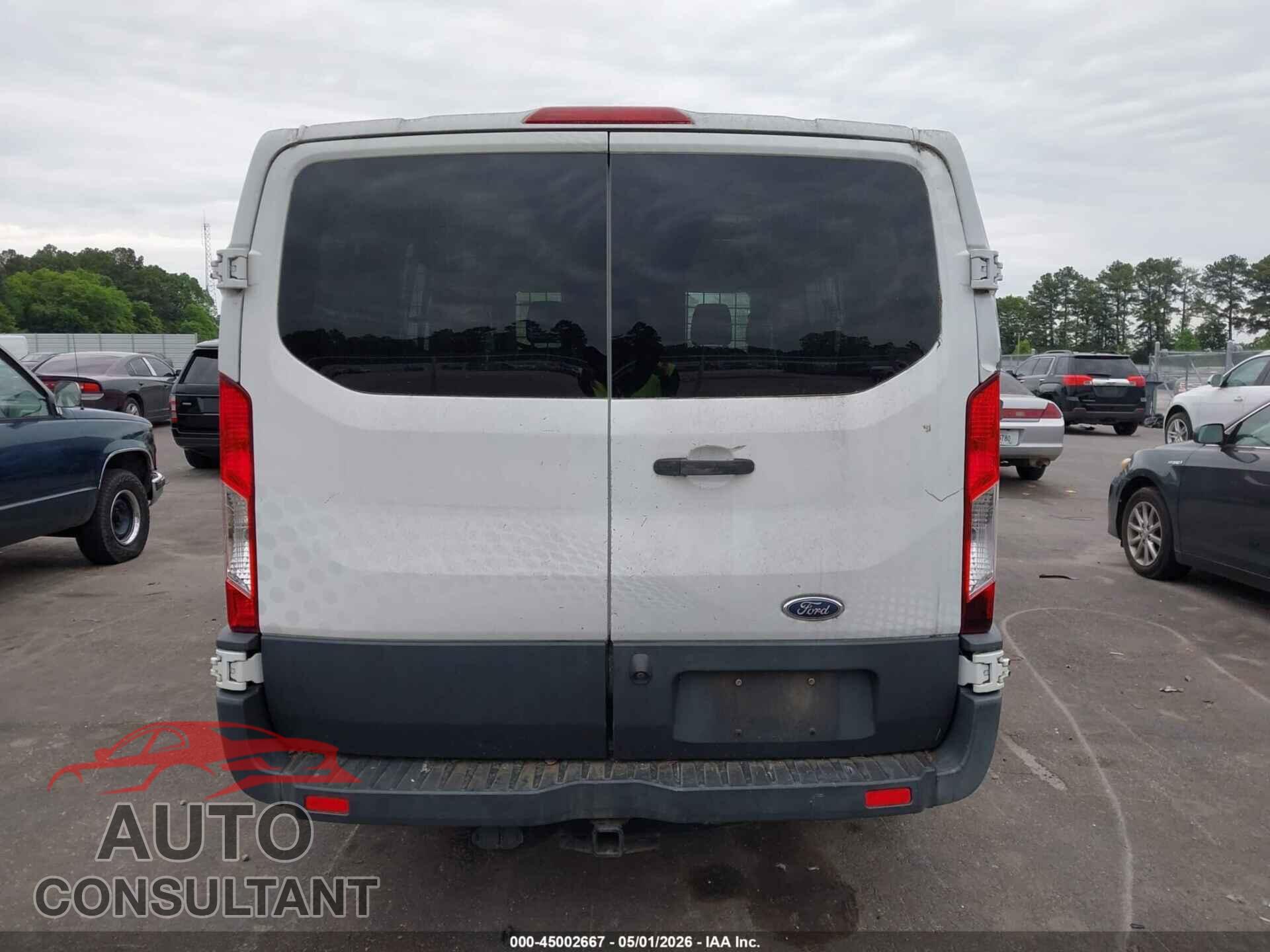 FORD TRANSIT-150 2016 - 1FTYE1YM0GKB51596