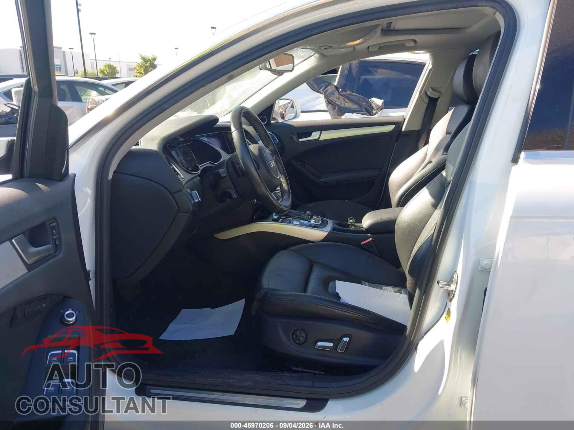 AUDI A4 2013 - WAUFFAFL8DN004626