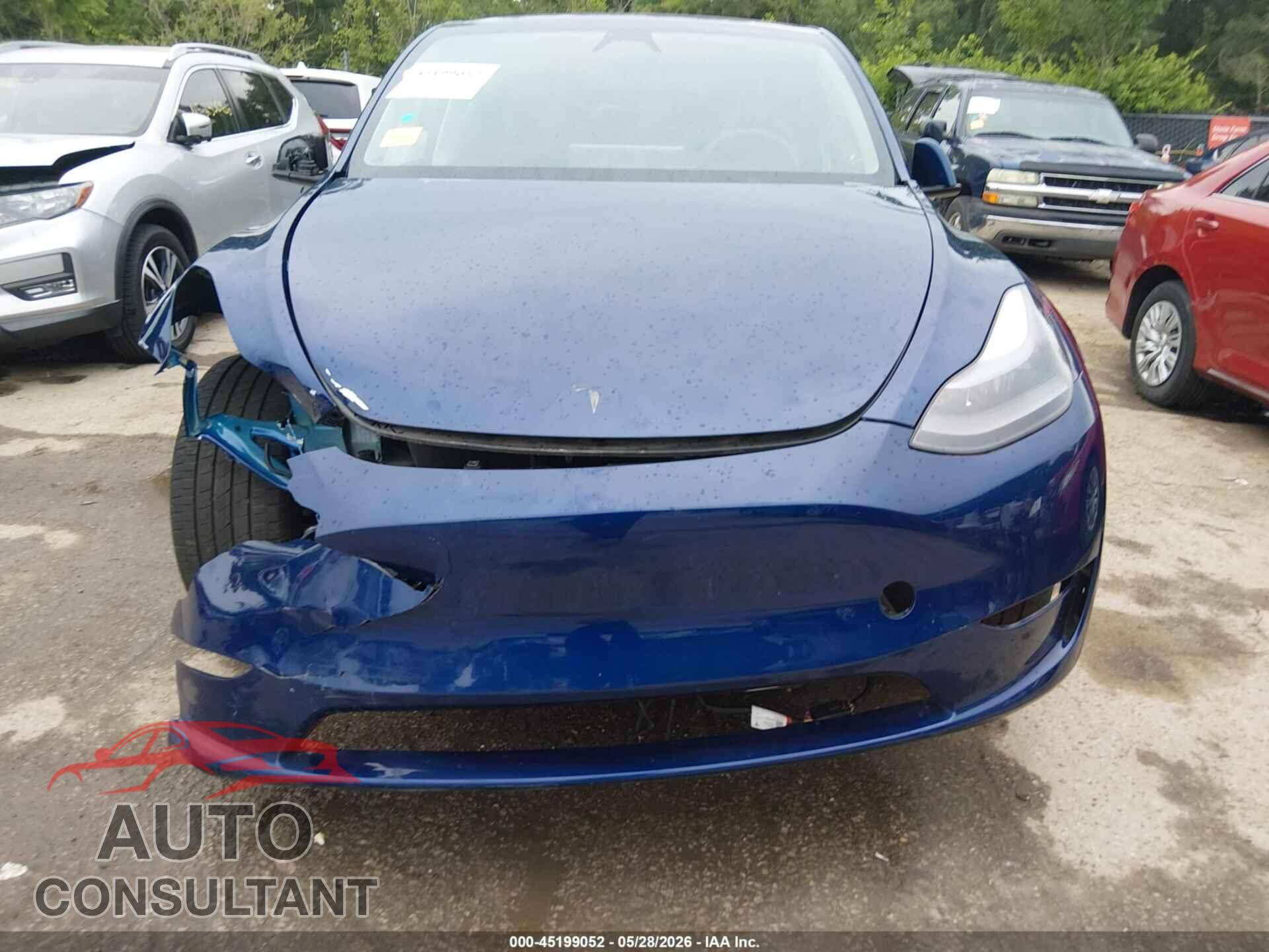 TESLA MODEL Y 2024 - 7SAYGDEE0RA250153