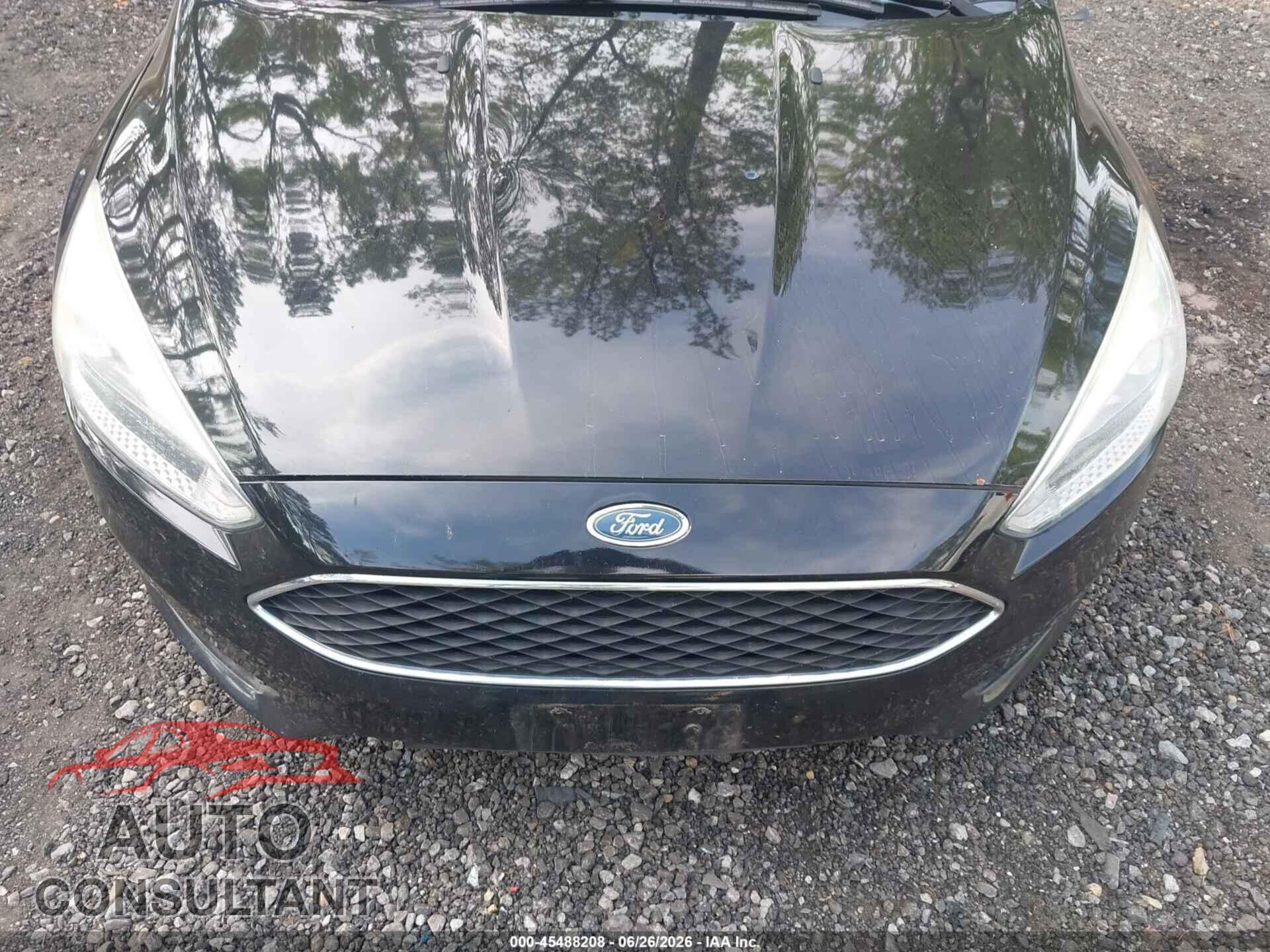 FORD FOCUS 2017 - 1FADP3F28HL266549