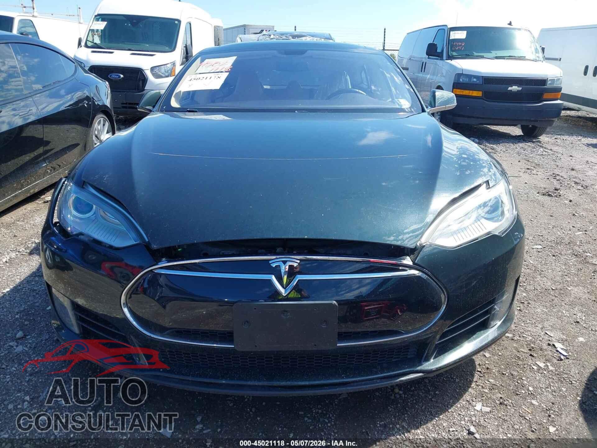 TESLA MODEL S 2013 - 5YJSA1CN5DFP03457
