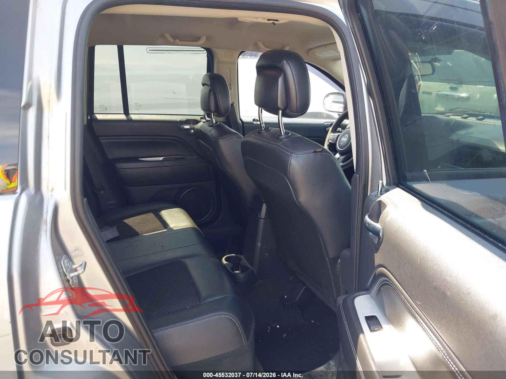 JEEP COMPASS 2014 - 1C4NJDAB2ED835088