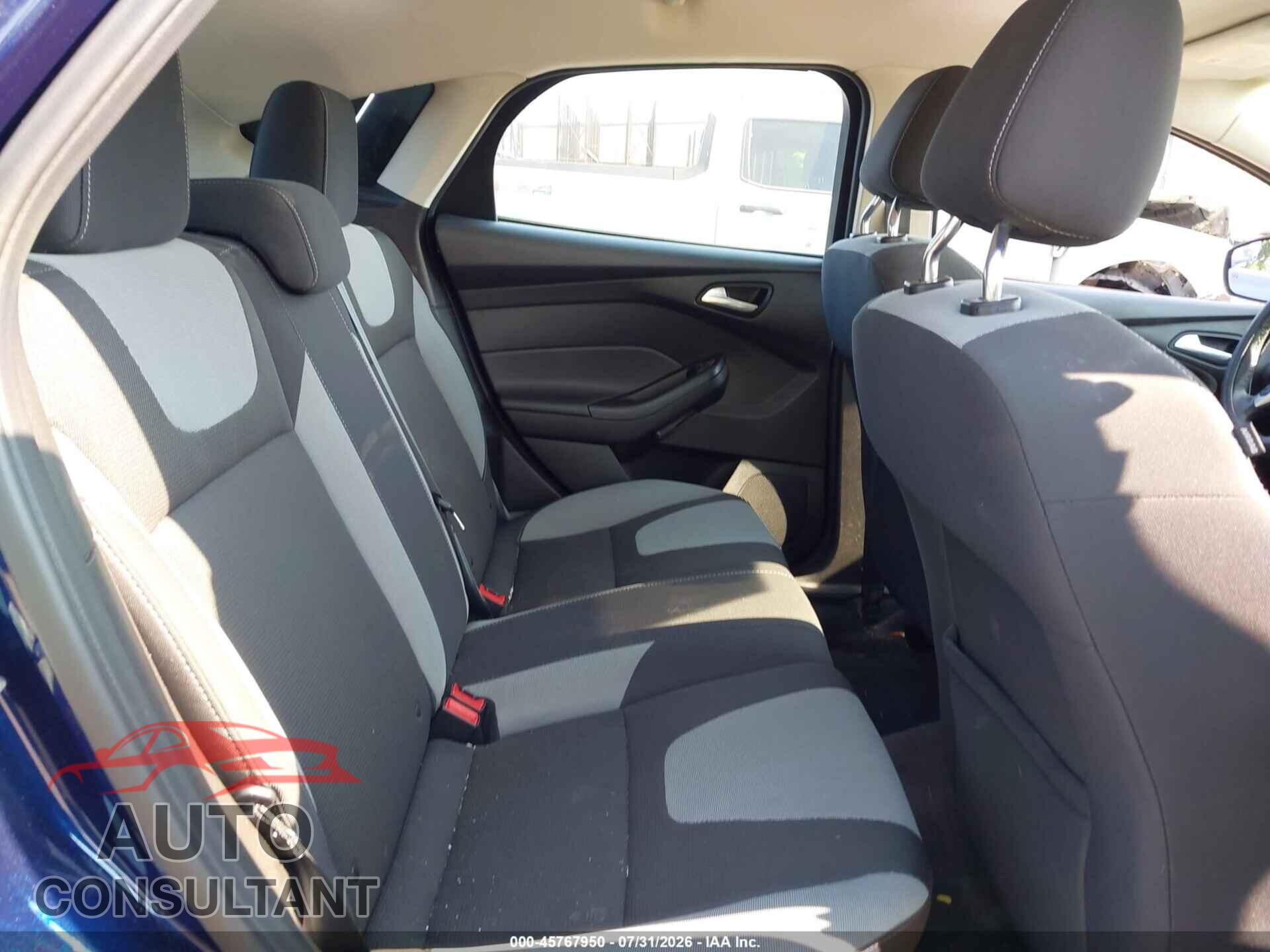 FORD FOCUS 2012 - 1FAHP3K29CL139244