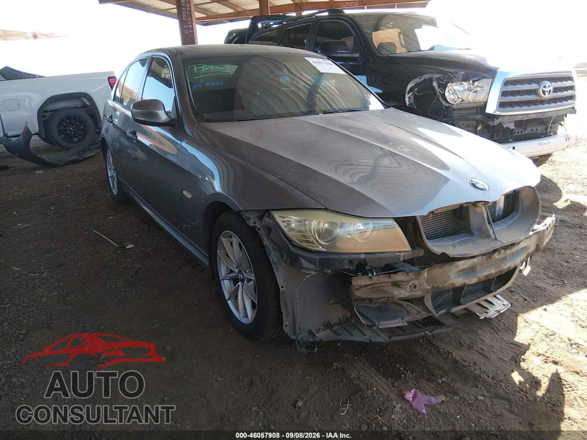 BMW 328I 2010 - WBAPH7C5XAE130411