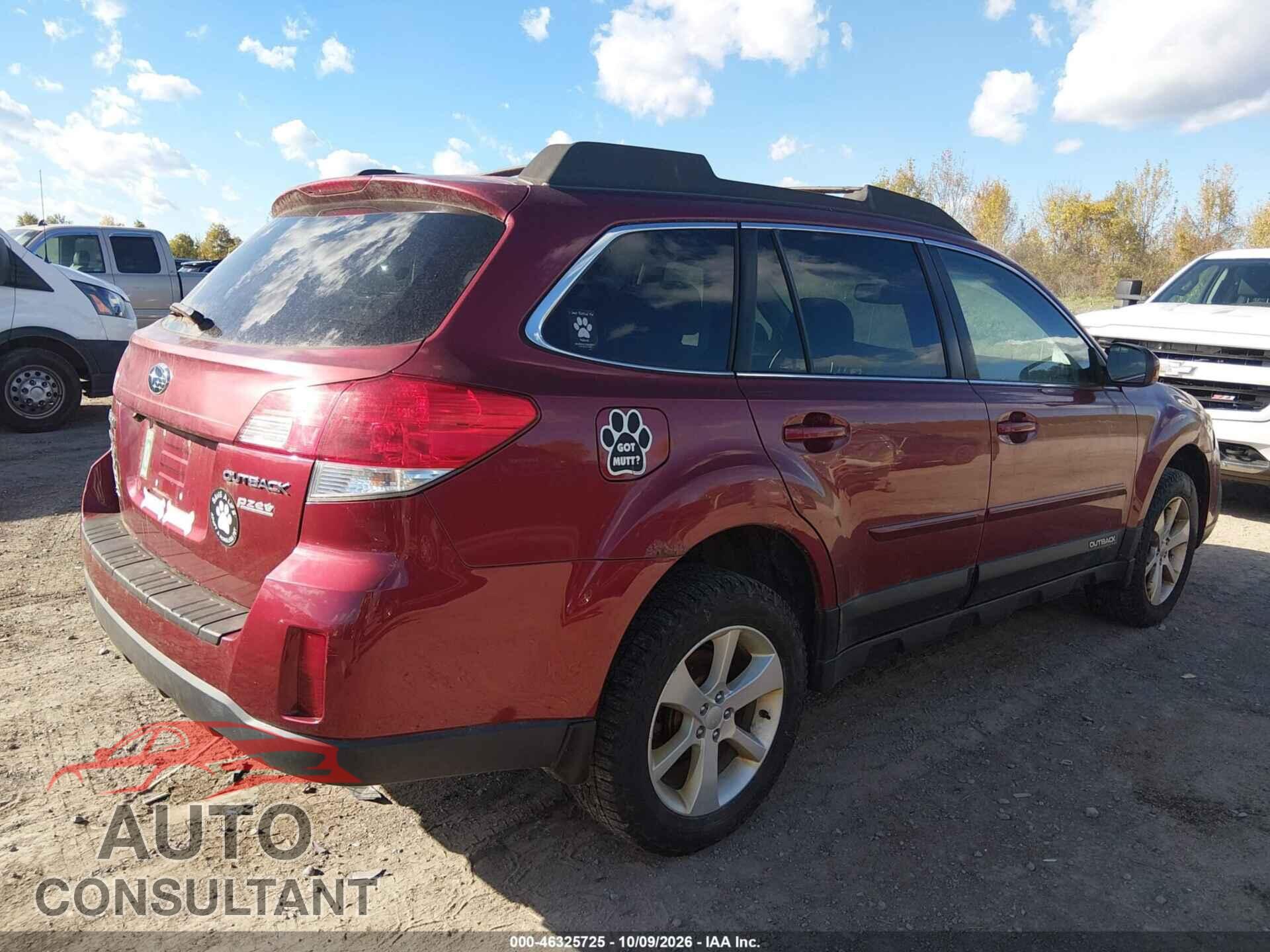 SUBARU OUTBACK 2013 - 4S4BRBGC5D3243832