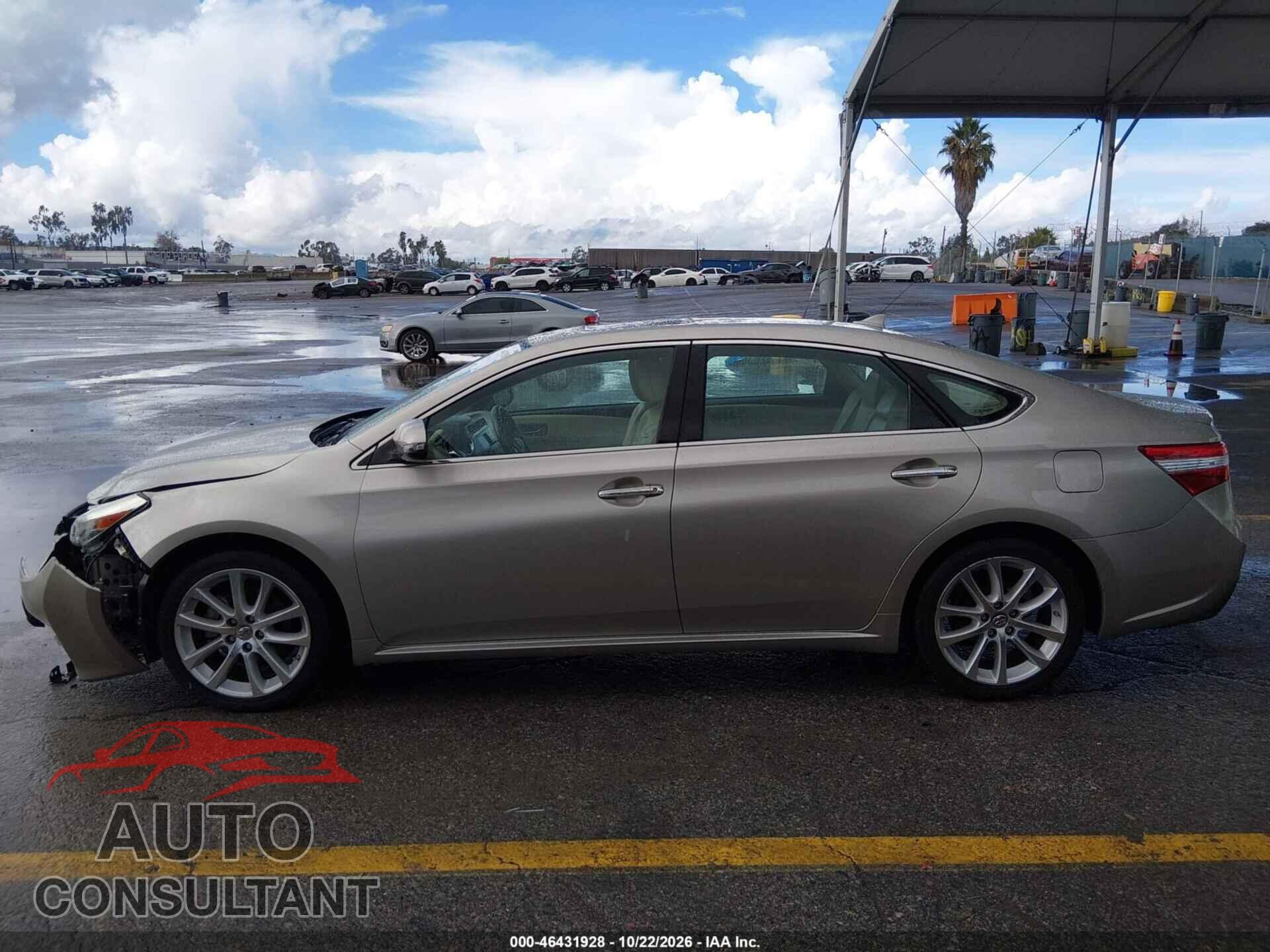 TOYOTA AVALON 2013 - 4T1BK1EB2DU053473