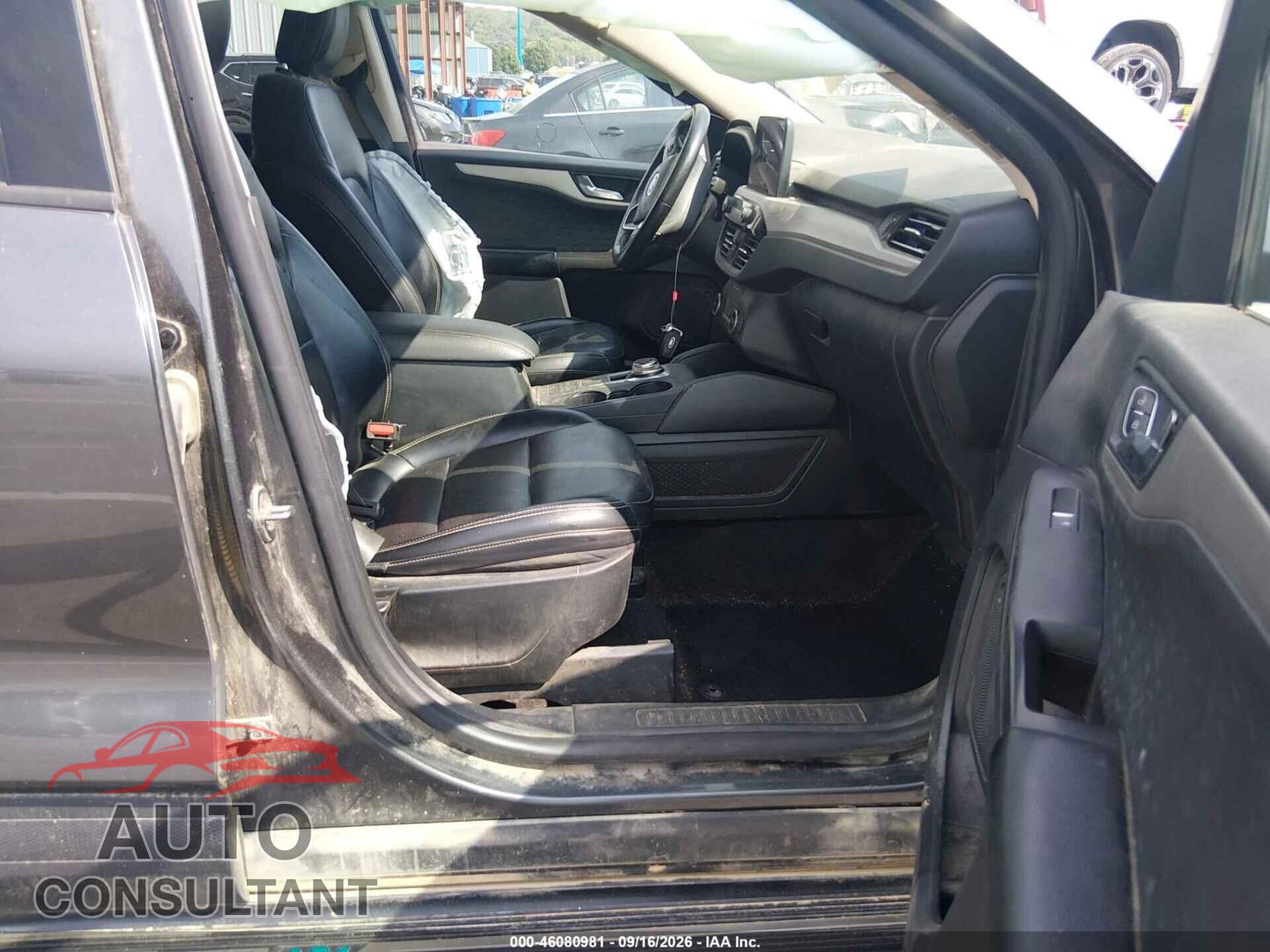 FORD ESCAPE 2020 - 1FMCU0H62LUA68691