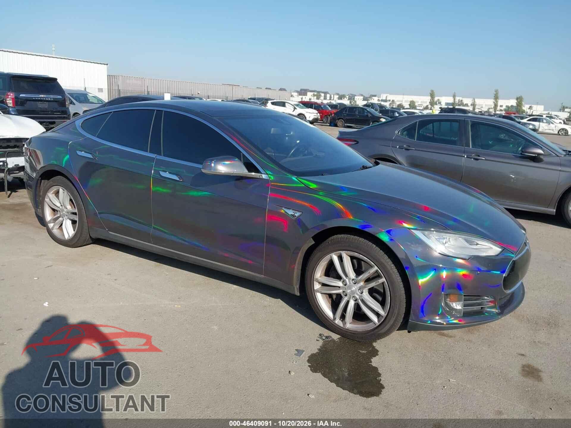 TESLA MODEL S 2015 - 5YJSA1E14FF117300