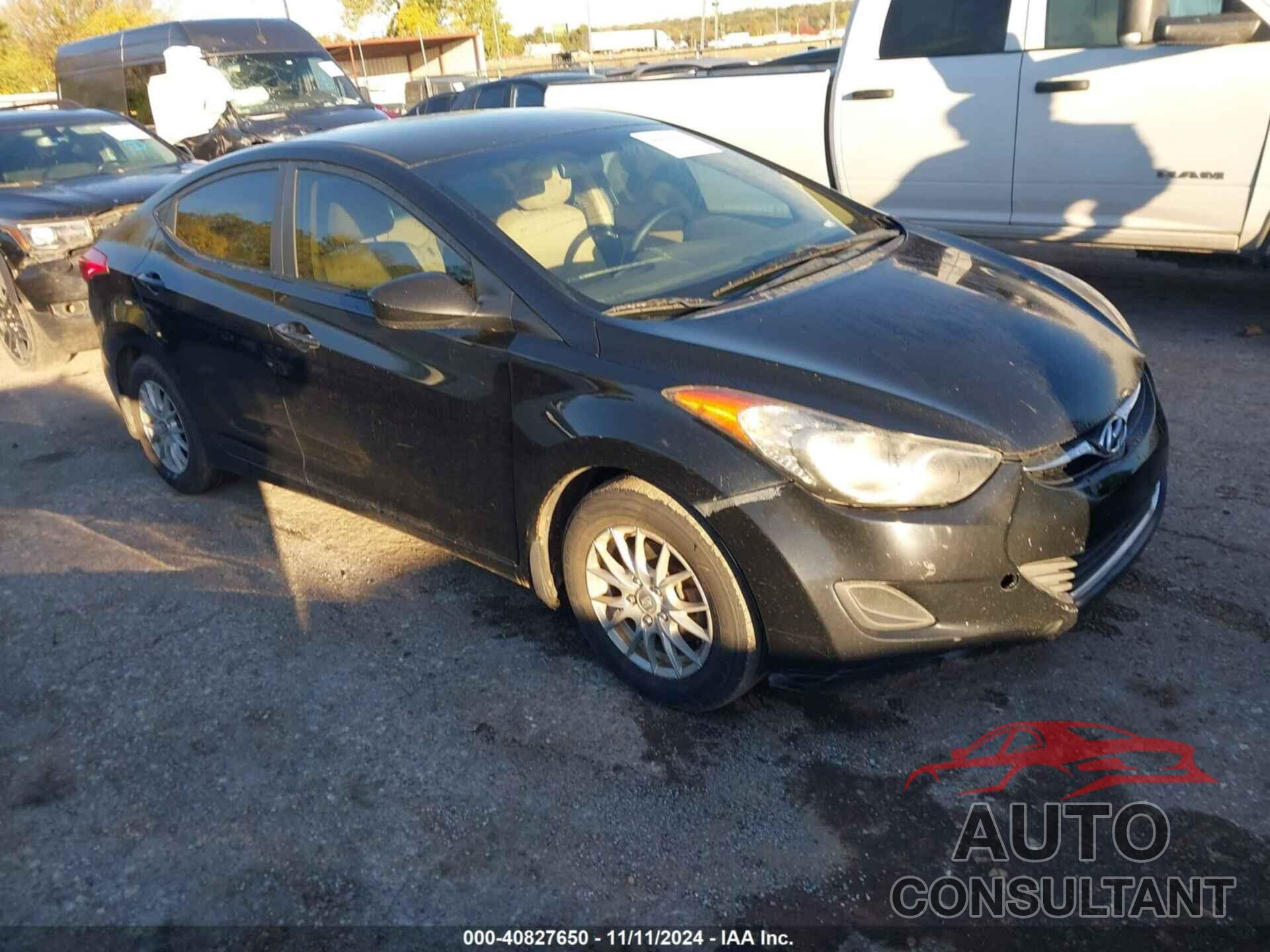 HYUNDAI ELANTRA 2013 - KMHDH4AE3DU592550