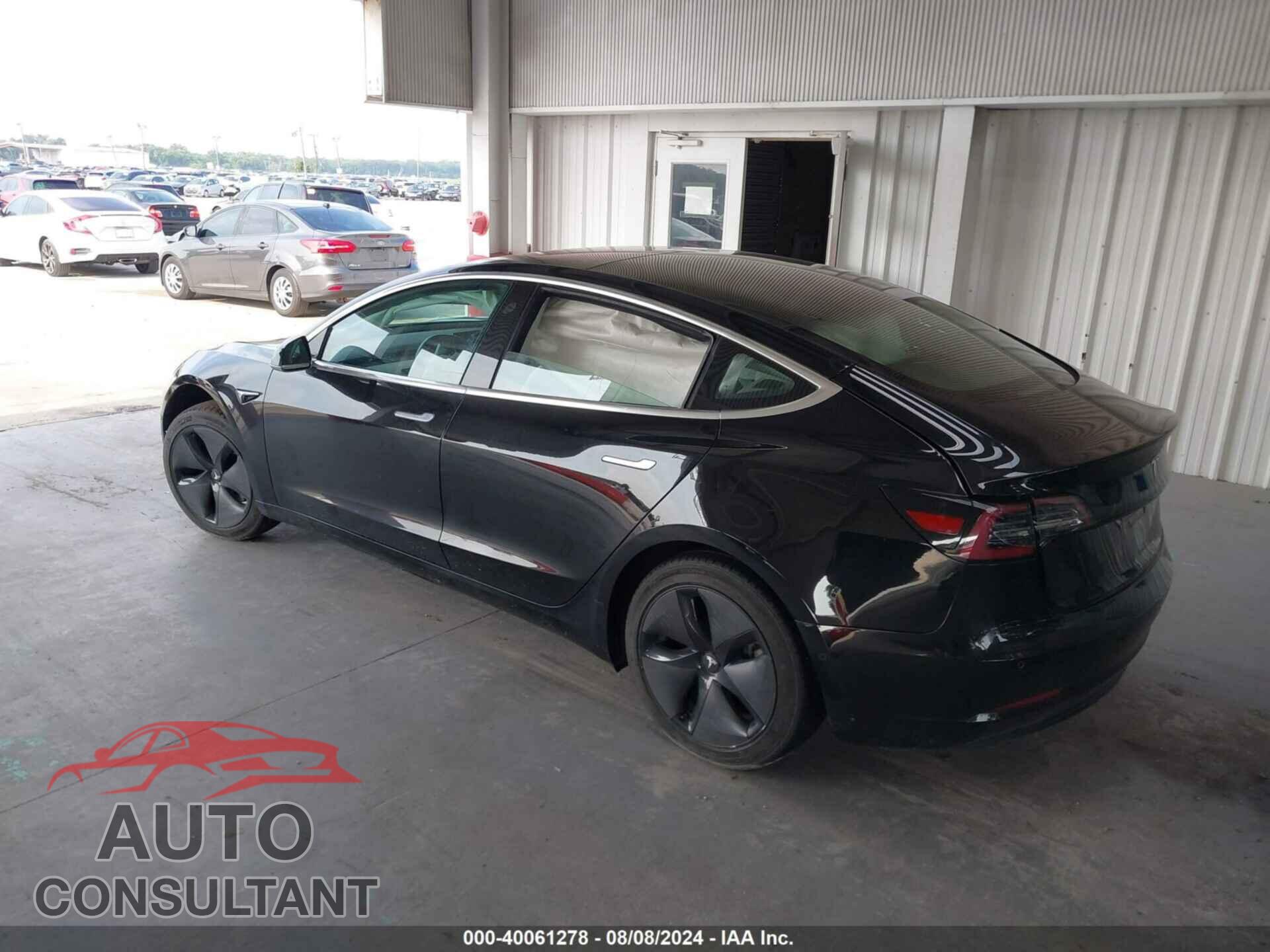 TESLA MODEL 3 2018 - 5YJ3E1EA6JF155189