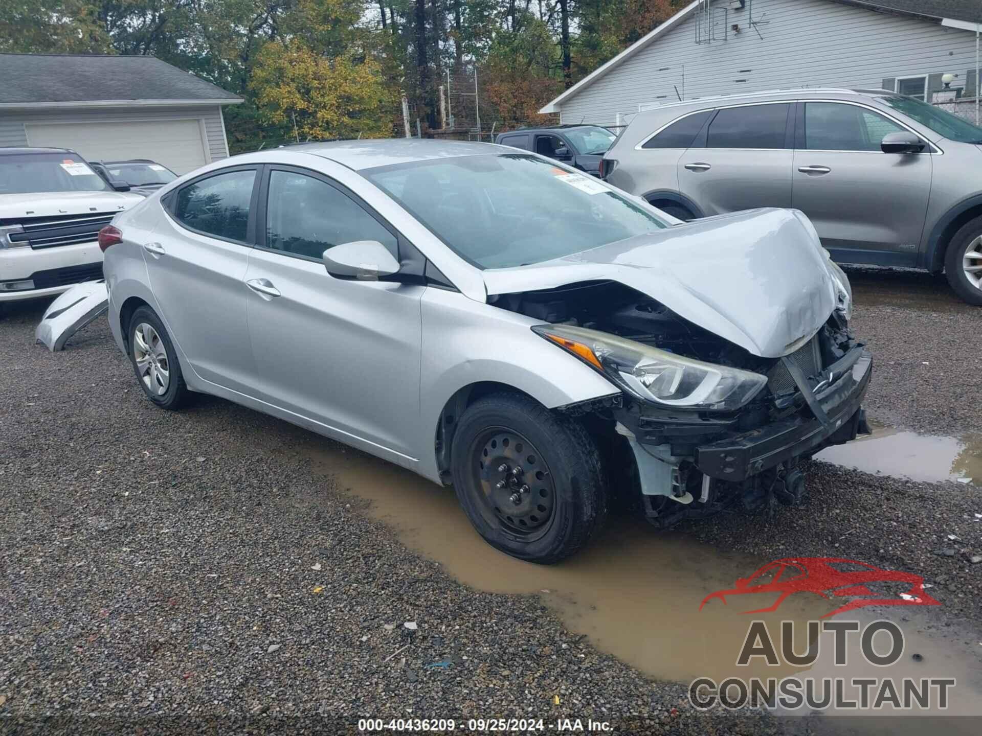 HYUNDAI ELANTRA 2016 - KMHDH4AE5GU516980