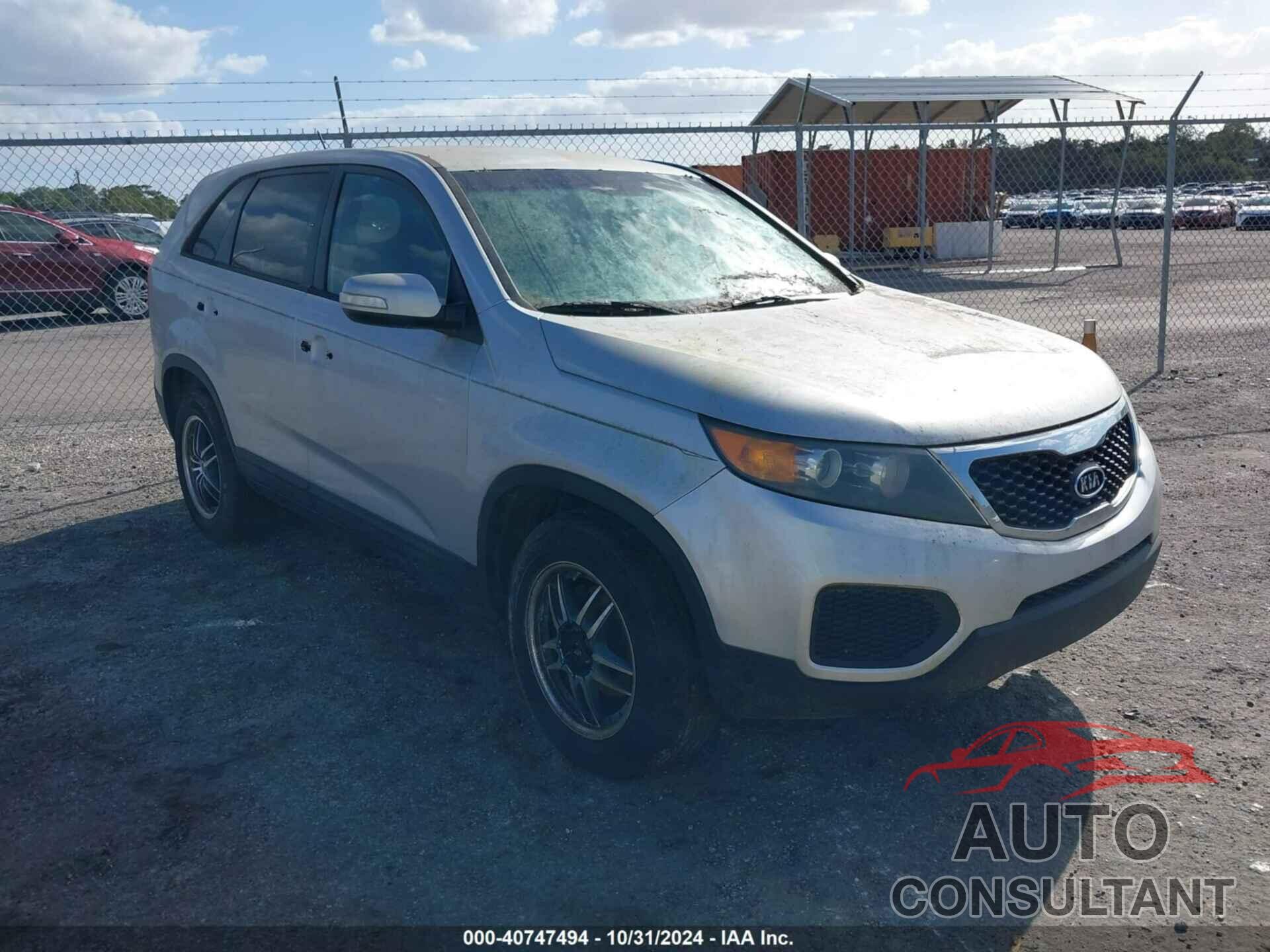 KIA SORENTO 2013 - 5XYKT3A19DG360859