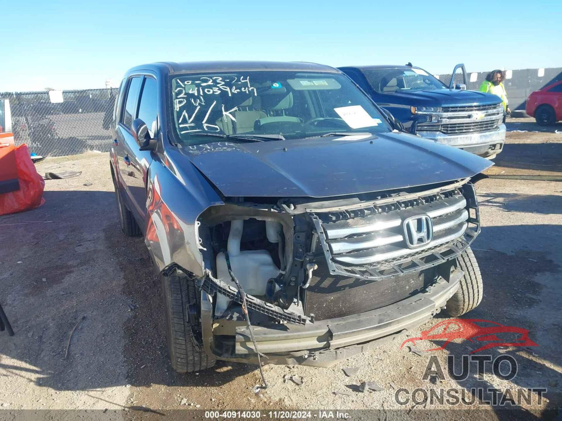 HONDA PILOT 2013 - 5FNYF3H21DB039020