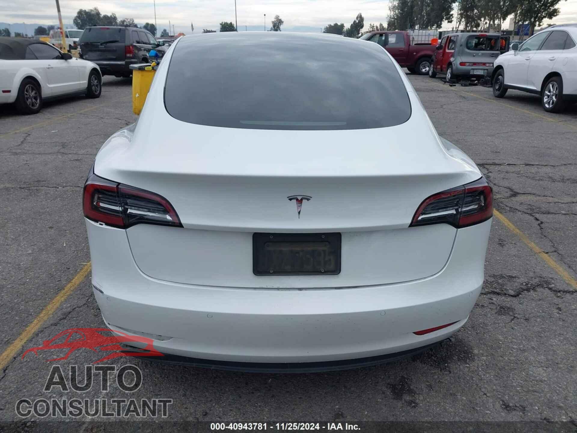 TESLA MODEL 3 2021 - 5YJ3E1EA9MF028652