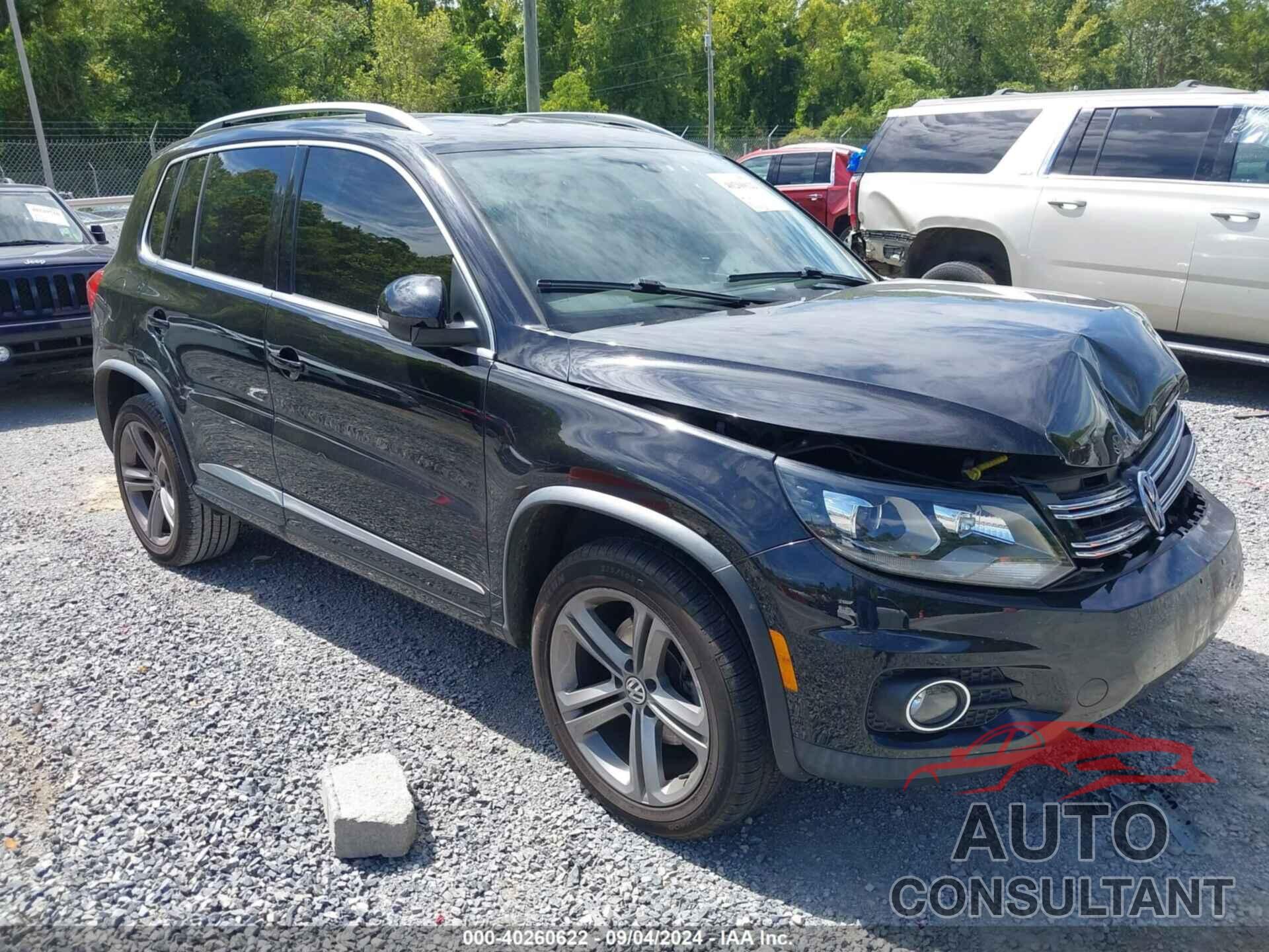 VOLKSWAGEN TIGUAN 2017 - WVGTV7AX1HK011880