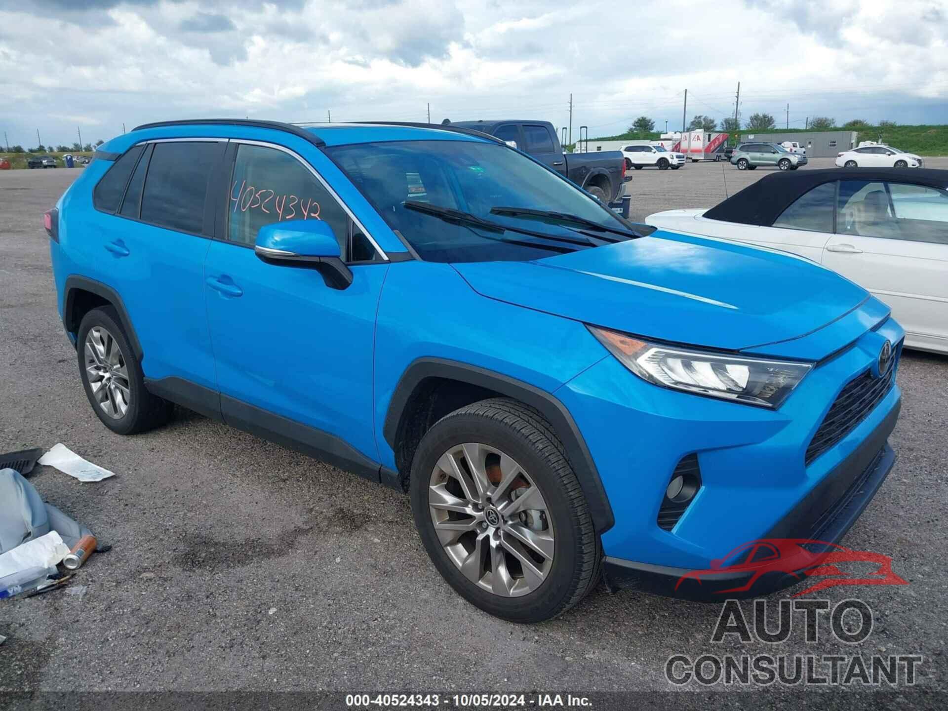 TOYOTA RAV4 2021 - 2T3C1RFV1MW154137