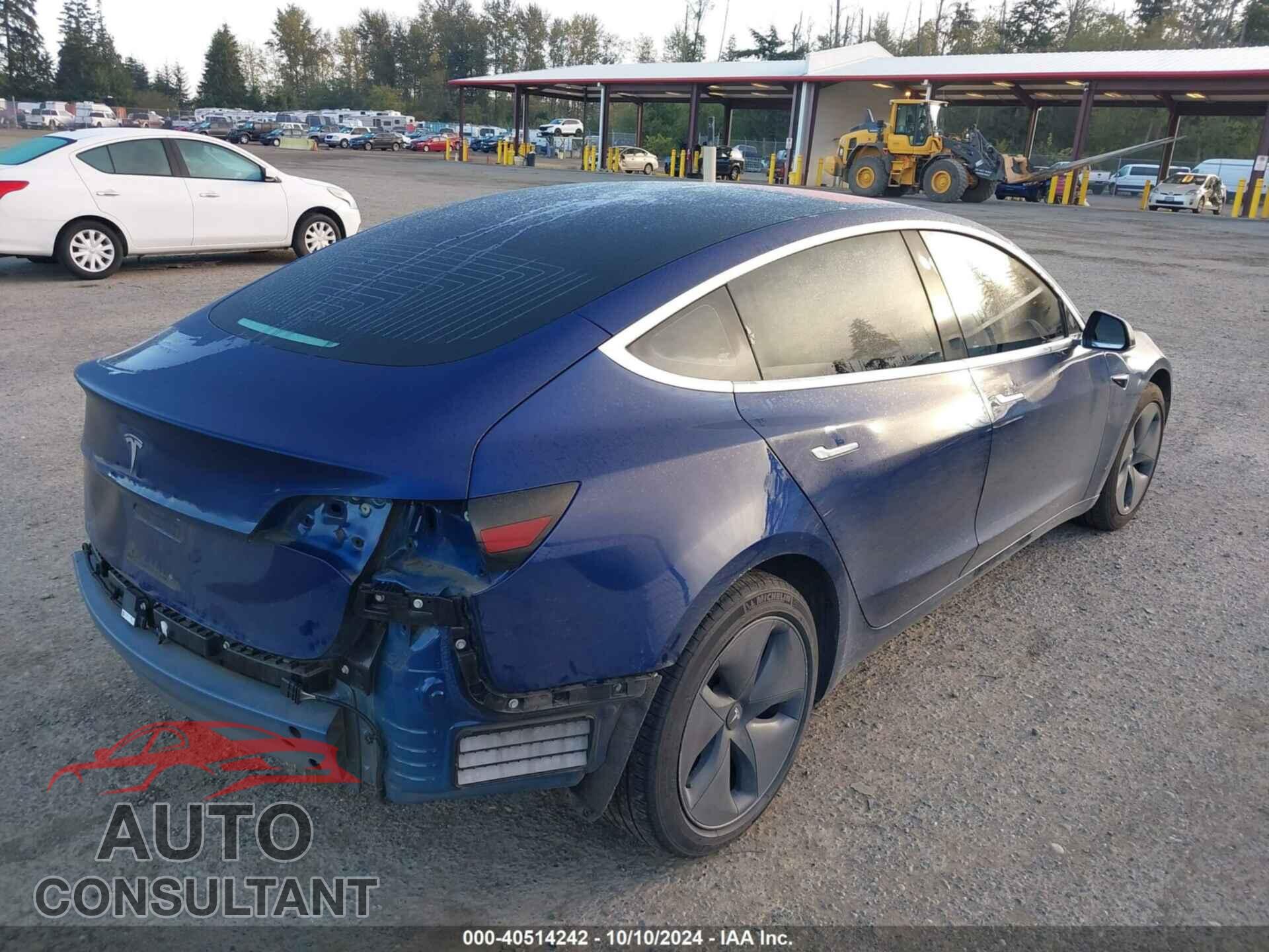 TESLA MODEL 3 2018 - 5YJ3E1EA9JF118024