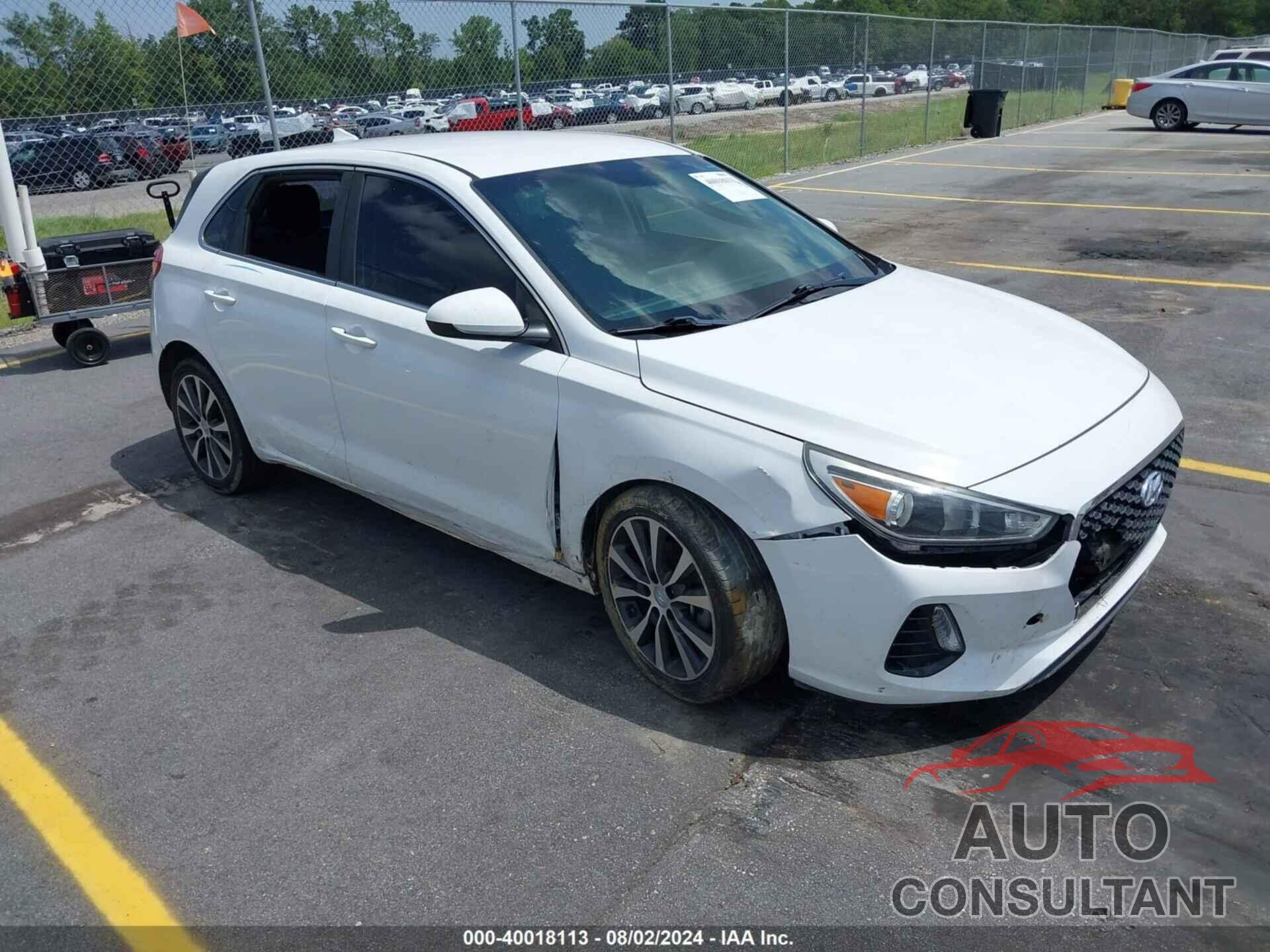 HYUNDAI ELANTRA GT 2019 - KMHH35LE1KU098736