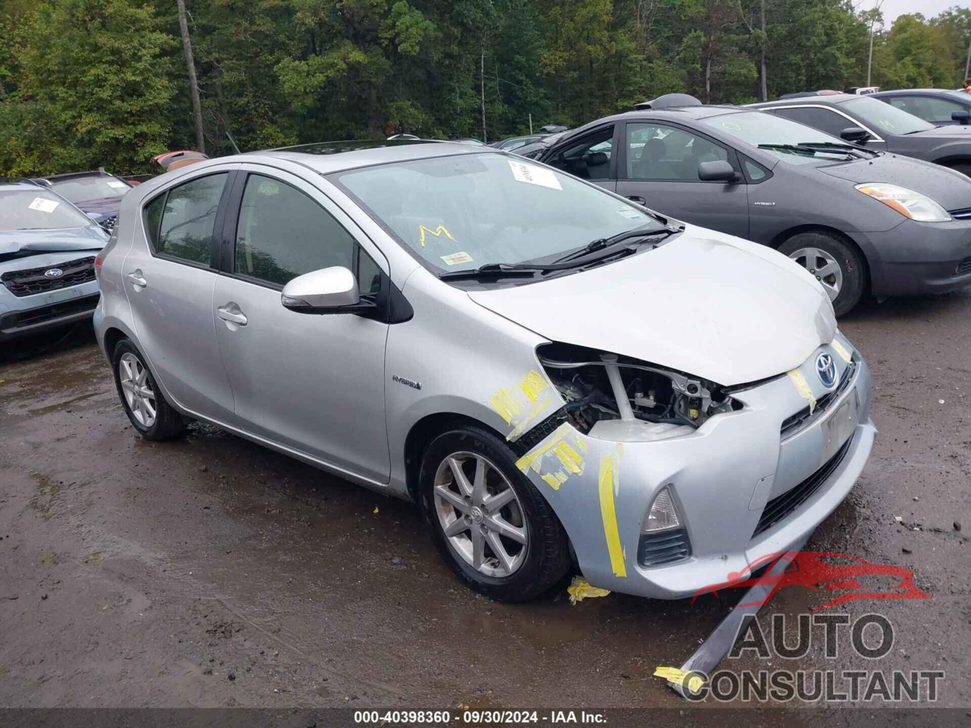 TOYOTA PRIUS C 2014 - JTDKDTB3XE1063808