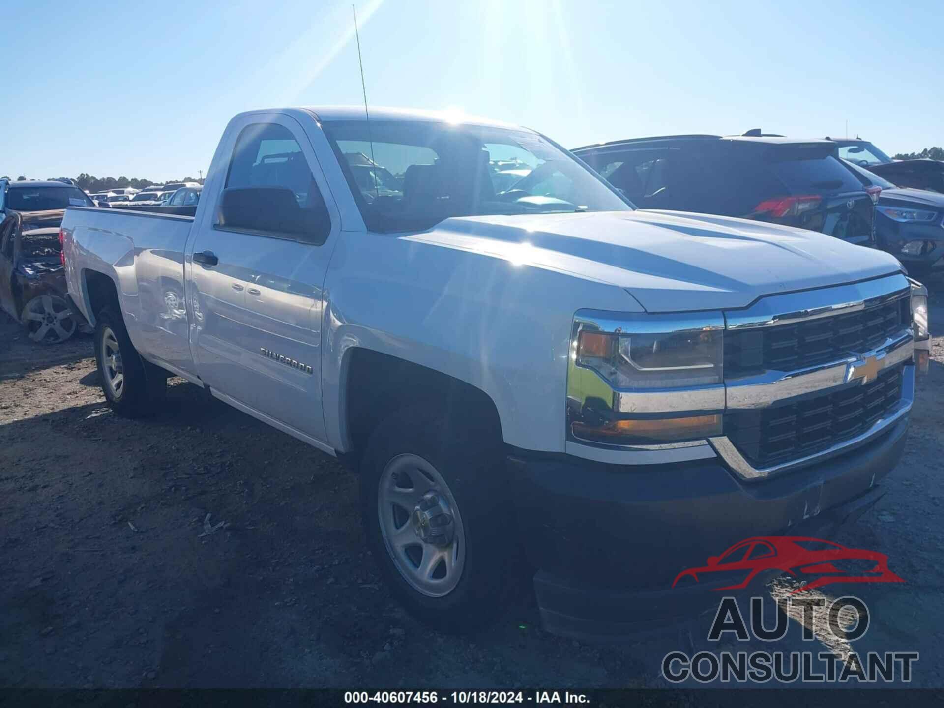 CHEVROLET SILVERADO 1500 2018 - 1GCNCNEH4JZ142552