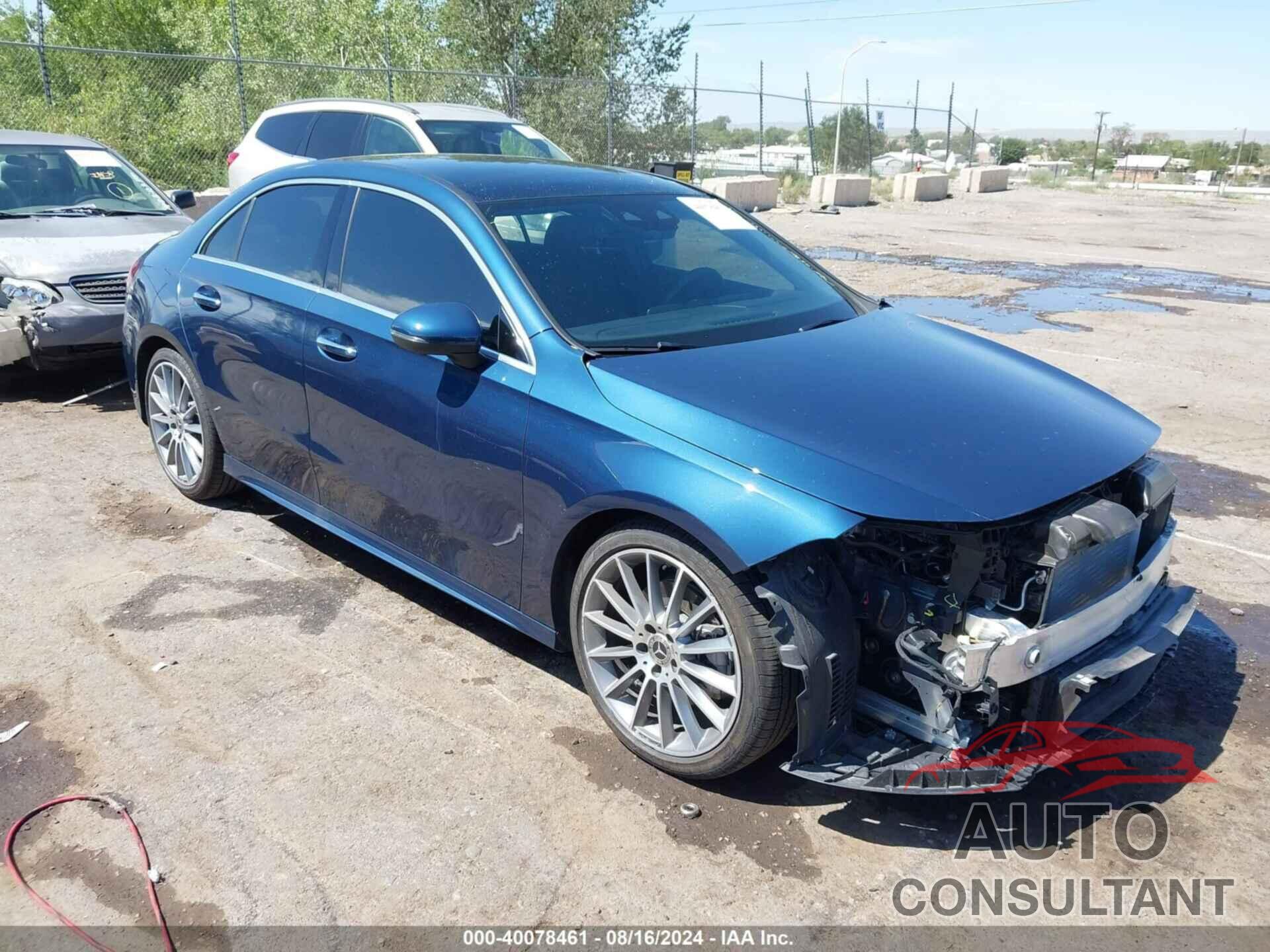 MERCEDES-BENZ A 220 2022 - W1K3G4FB0NJ358599