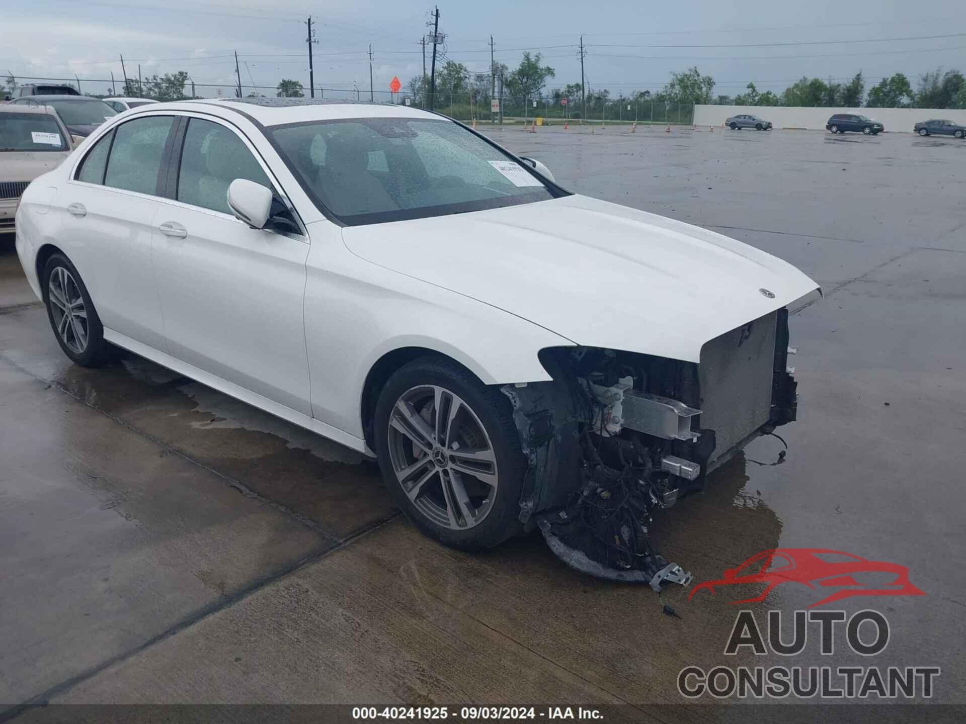 MERCEDES-BENZ E 350 2021 - W1KZF8DB2MA942413