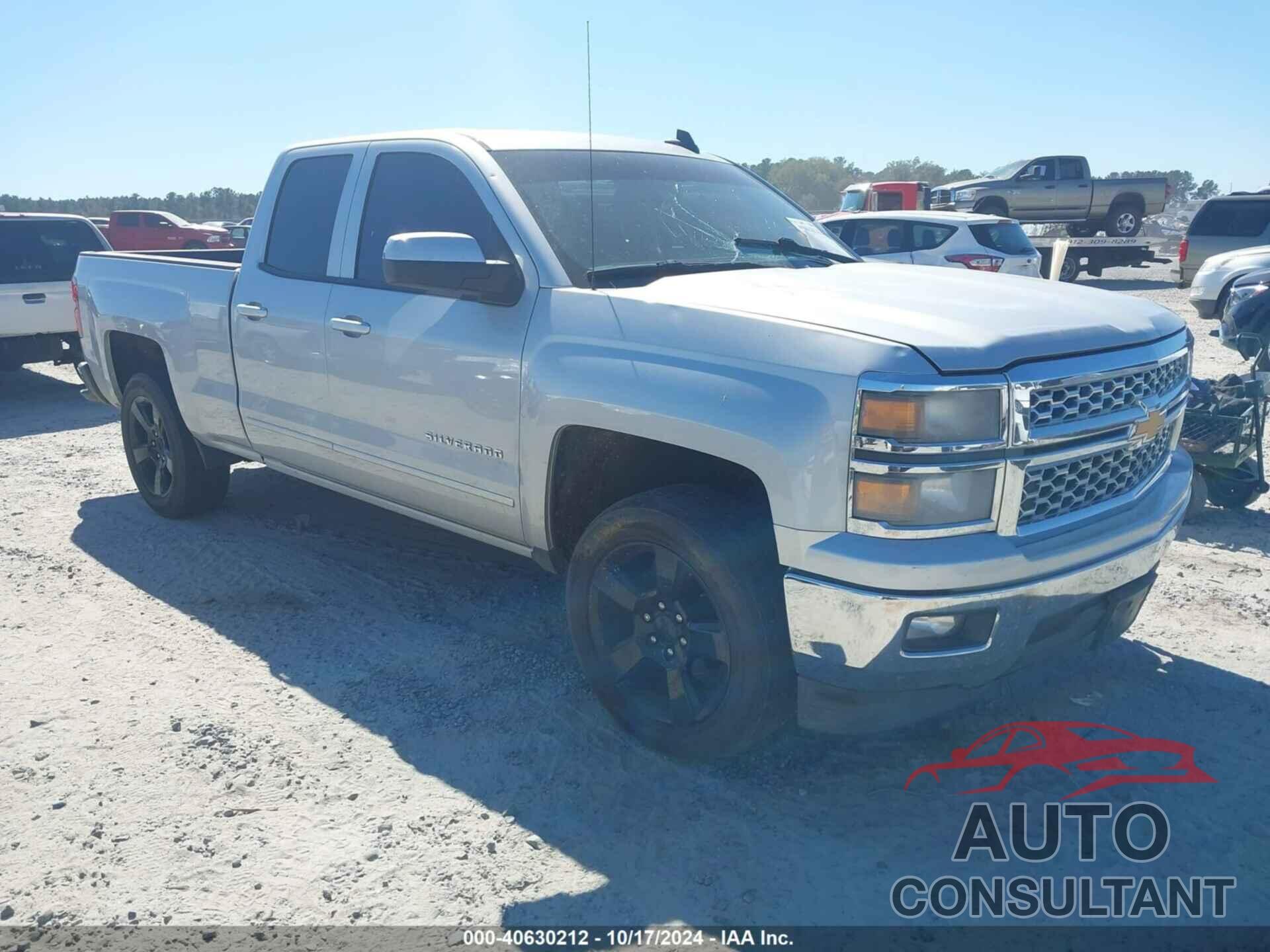 CHEVROLET SILVERADO 1500 2015 - 1GCRCREH7FZ205921