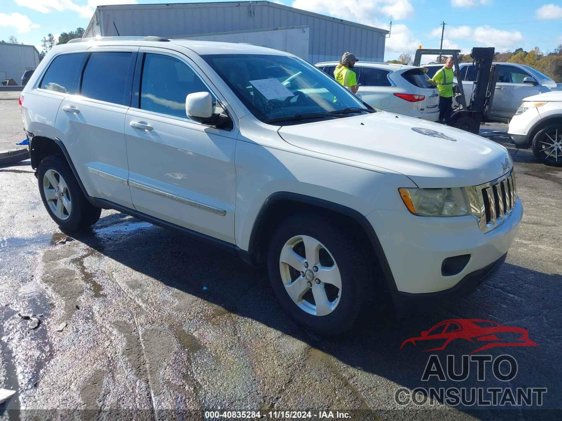 JEEP GRAND CHEROKEE 2013 - 1C4RJFAG3DC555757