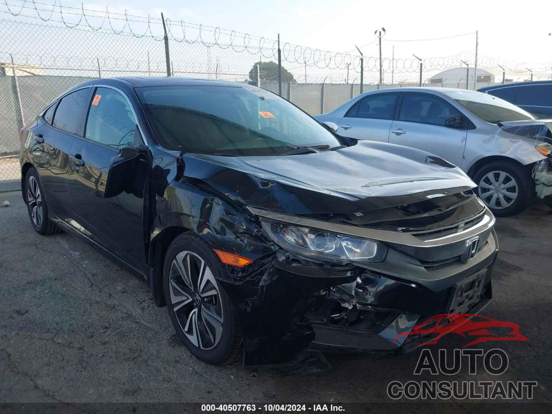 HONDA CIVIC 2017 - 2HGFC1F33HH640947